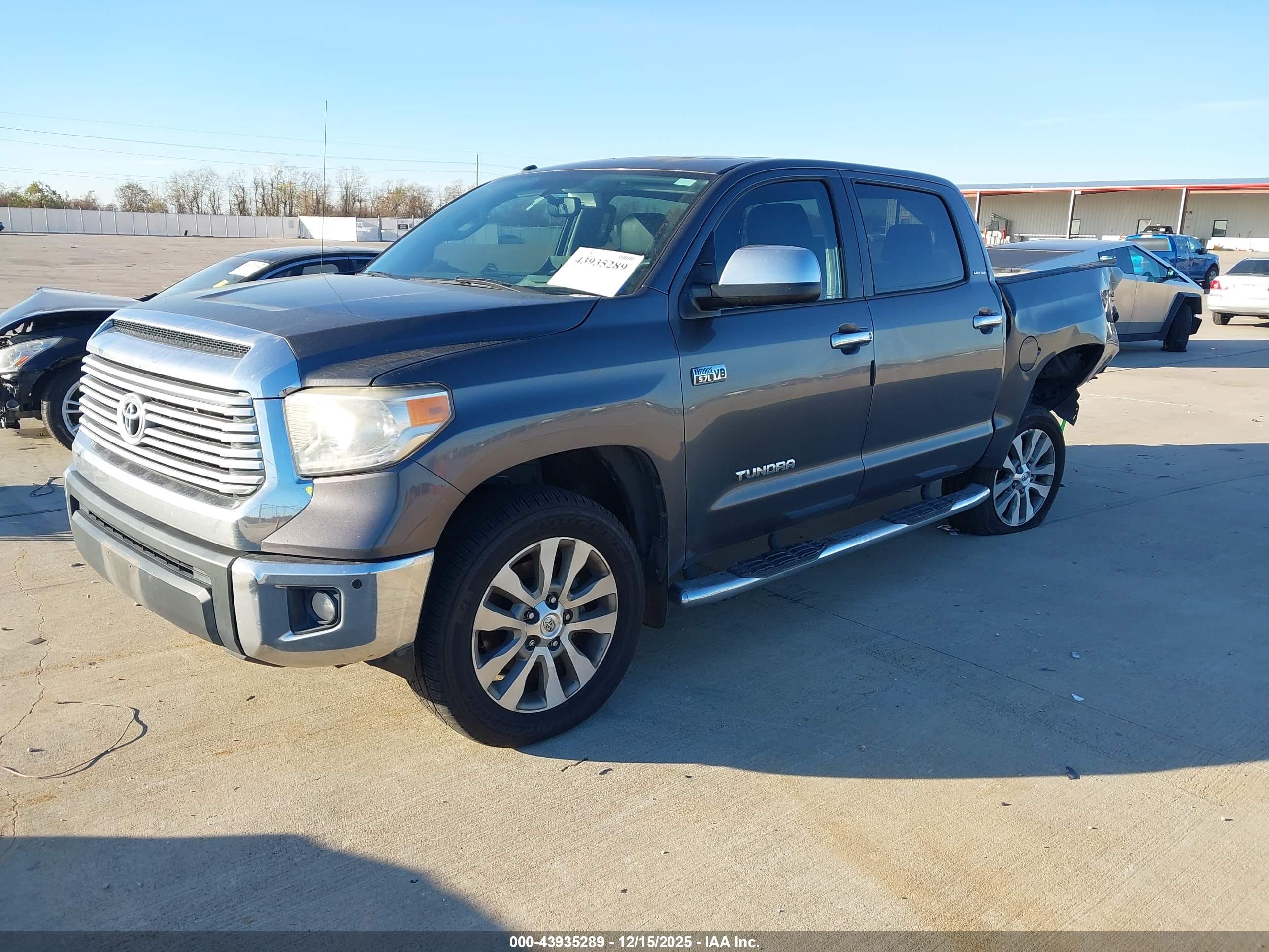 TOYOTA TUNDRA image 2