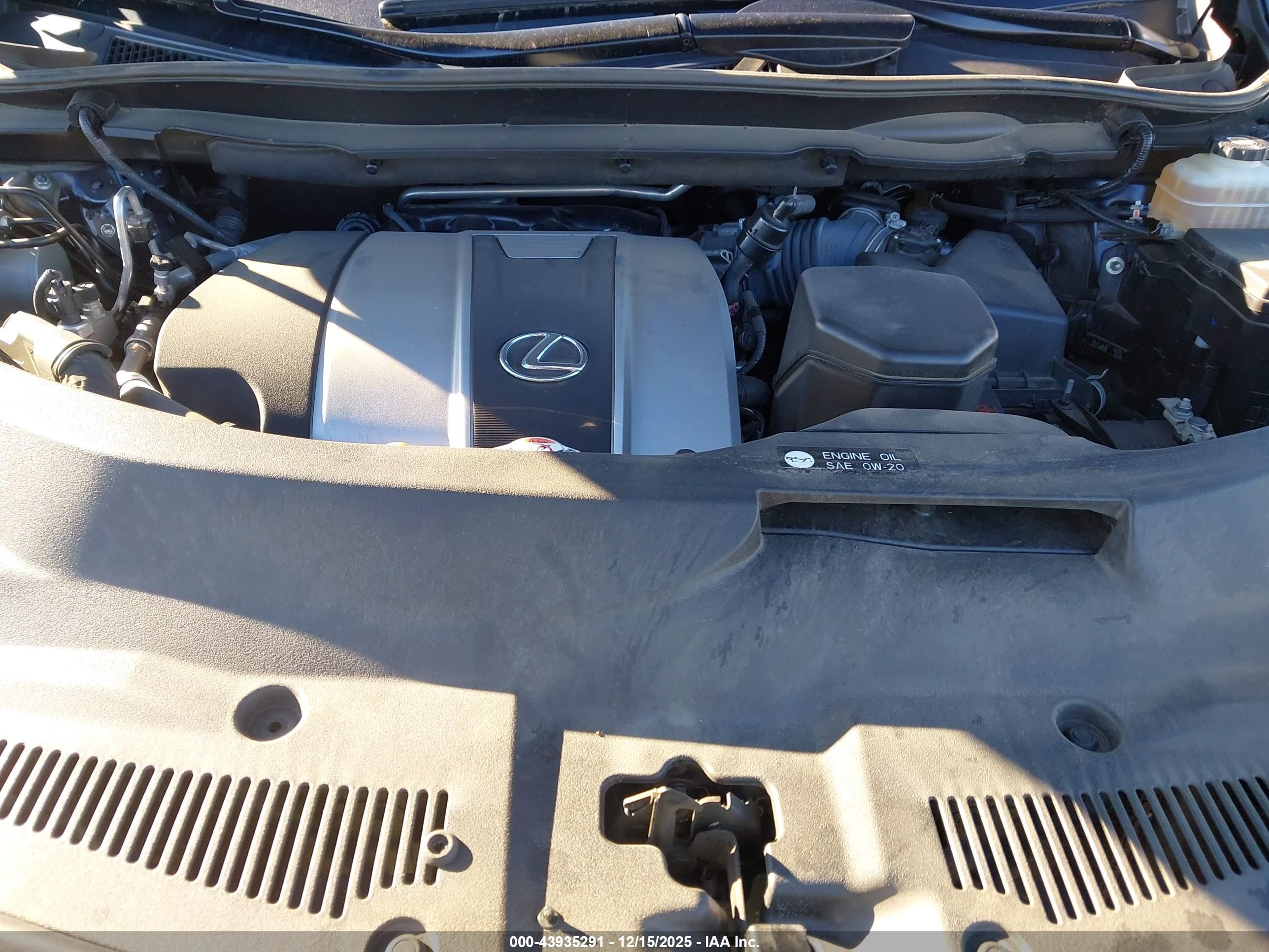 LEXUS RX image 10