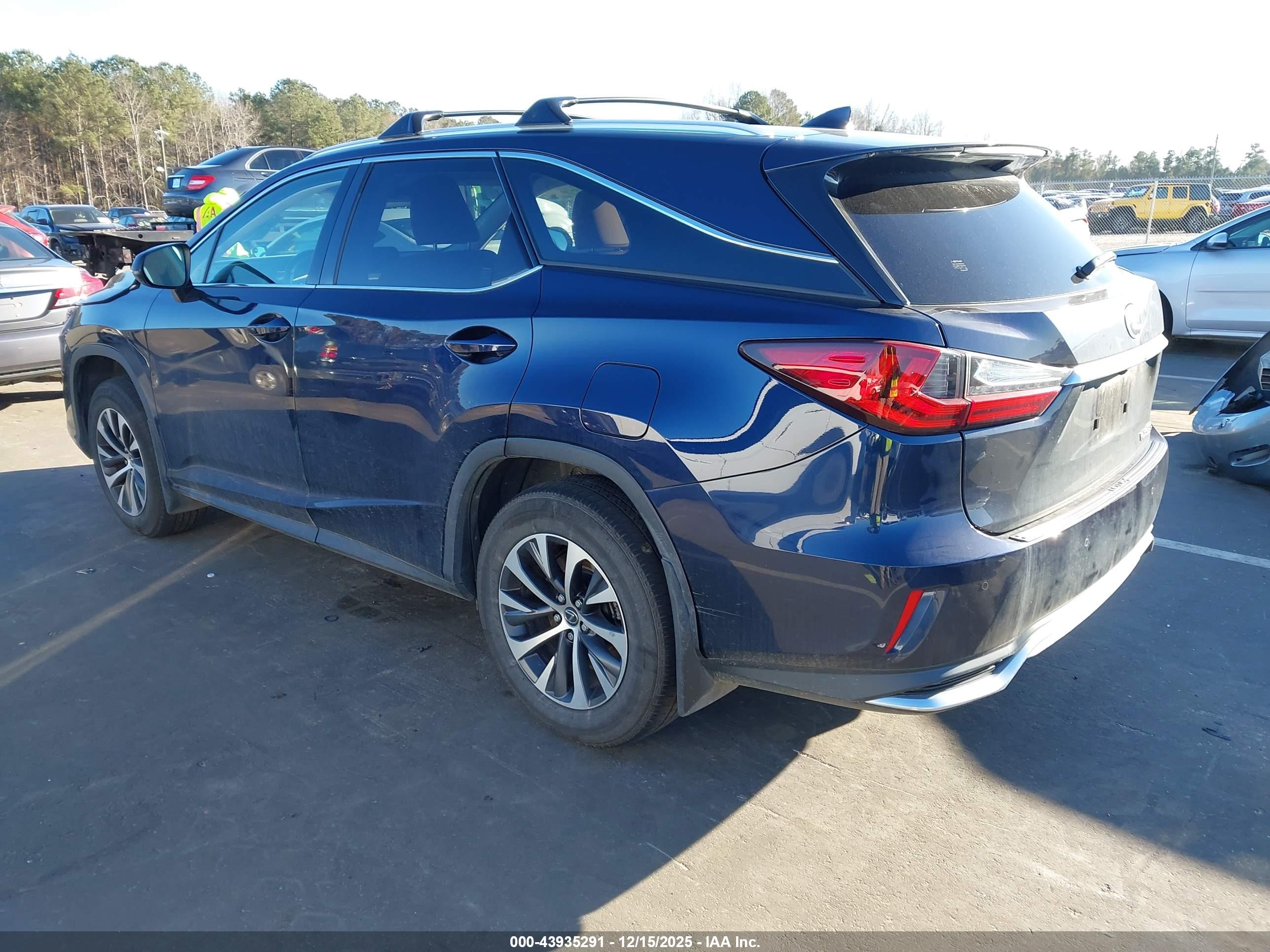 LEXUS RX image 3