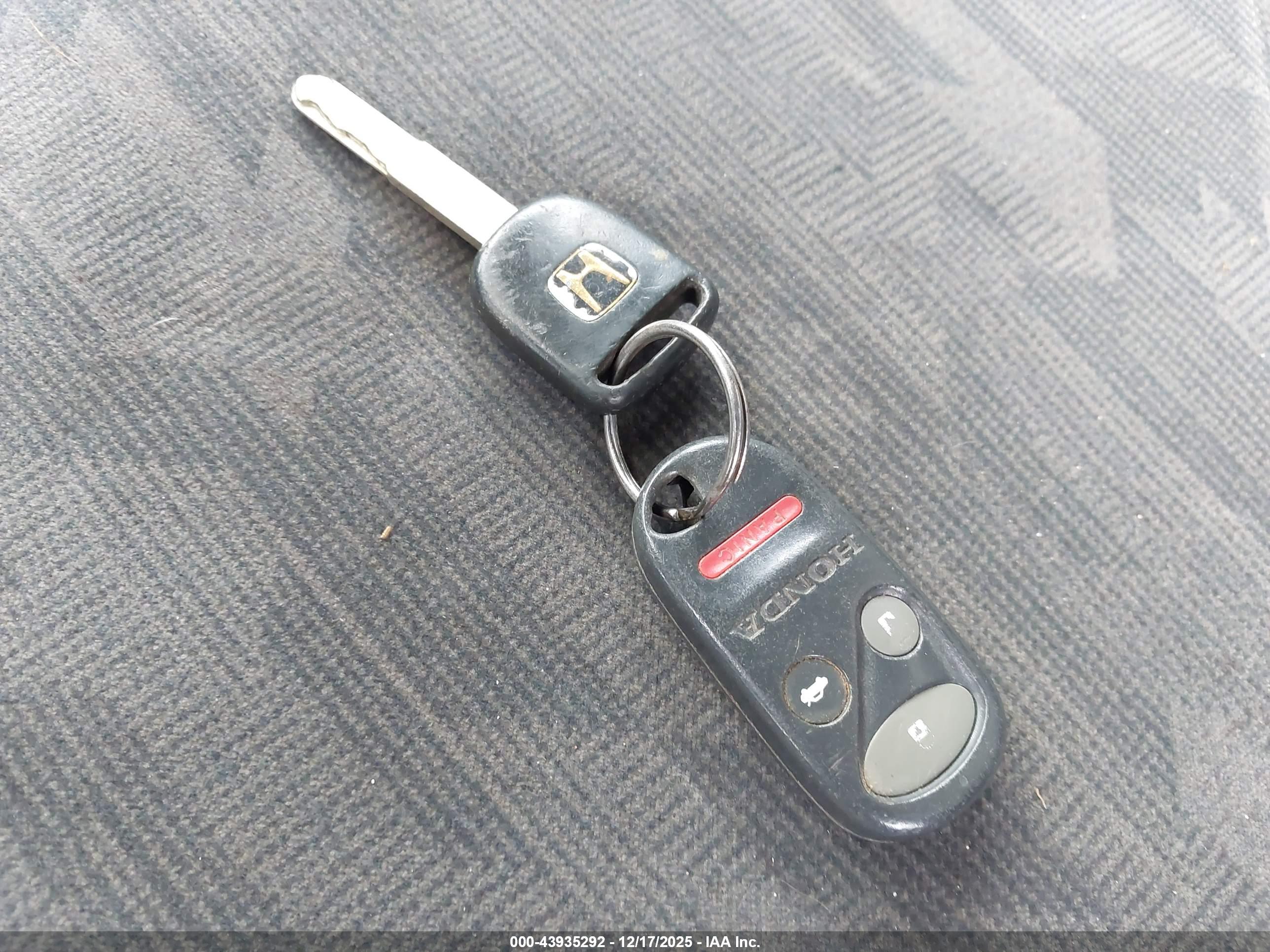 HONDA CR-V image 11