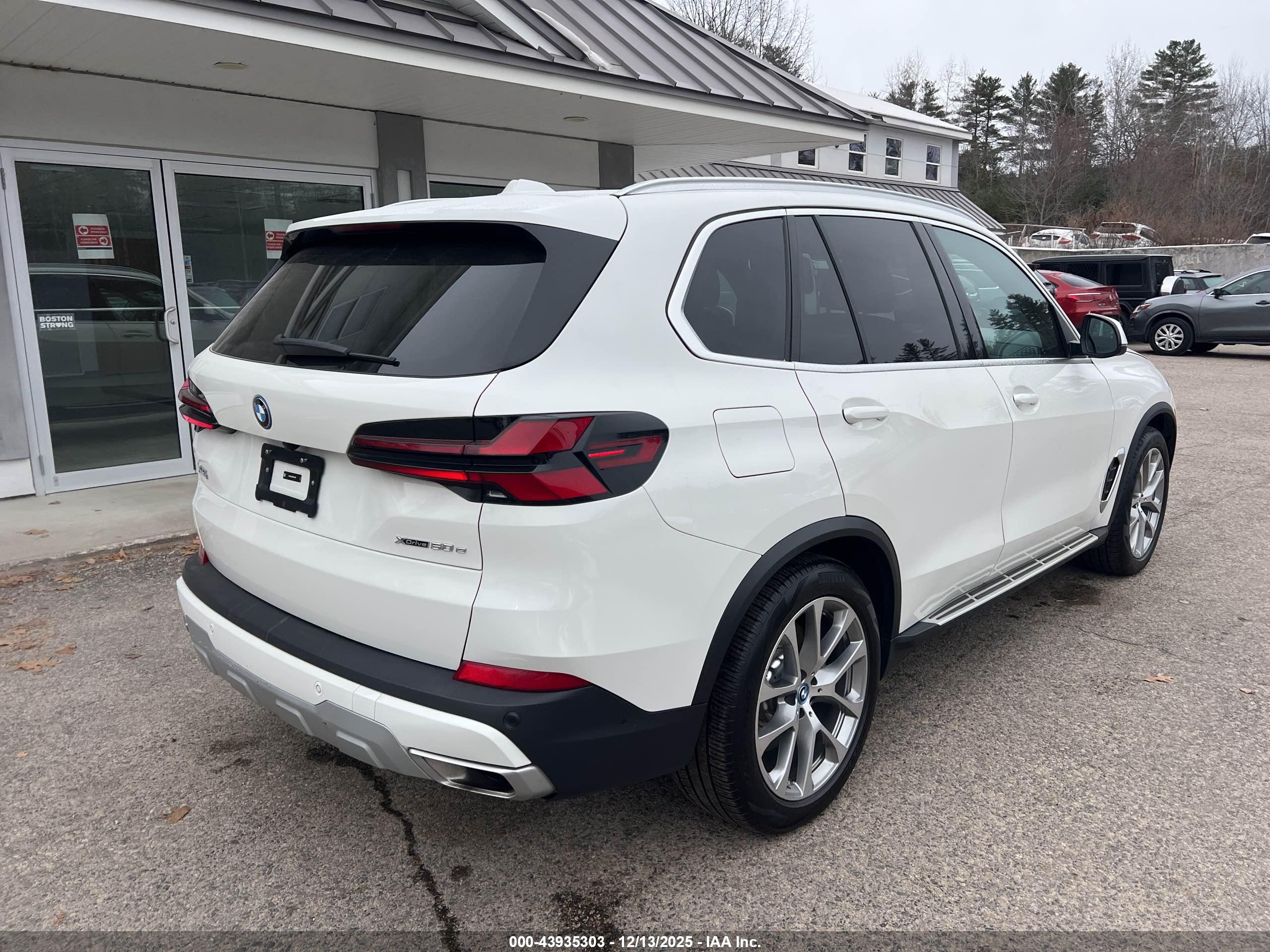 BMW X5 image 4
