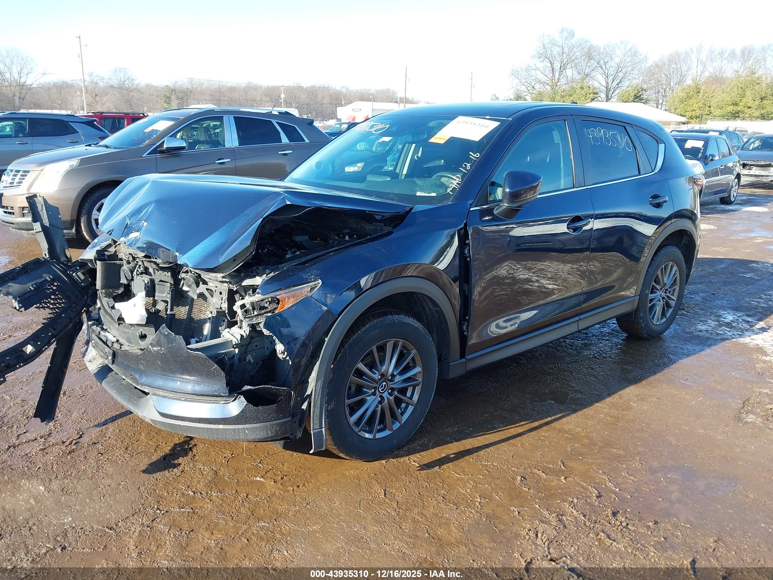 MAZDA CX-5 image 2