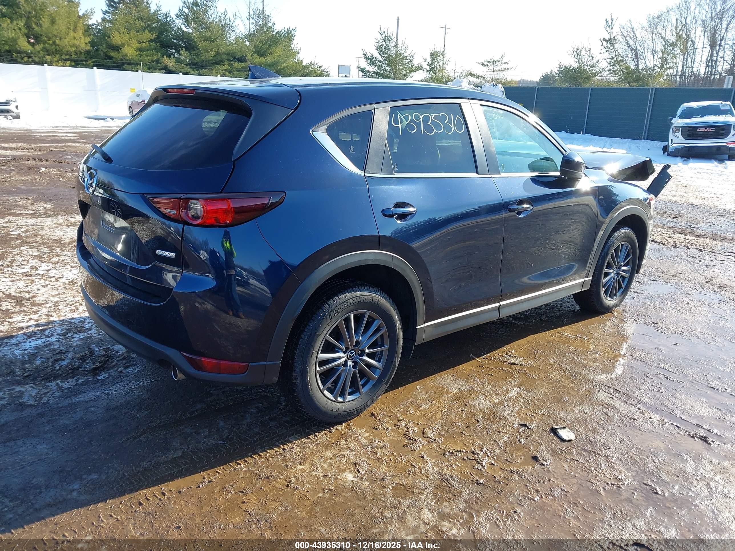 MAZDA CX-5 image 4