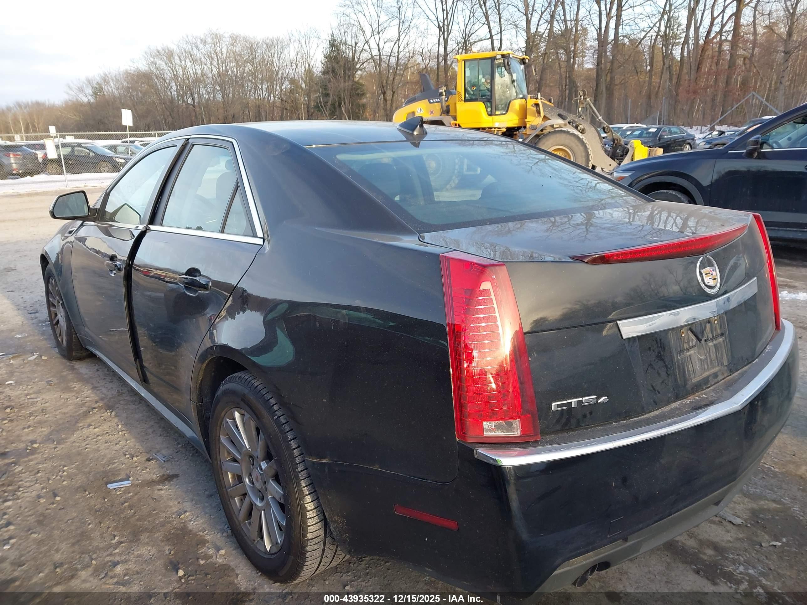 CADILLAC CTS image 3