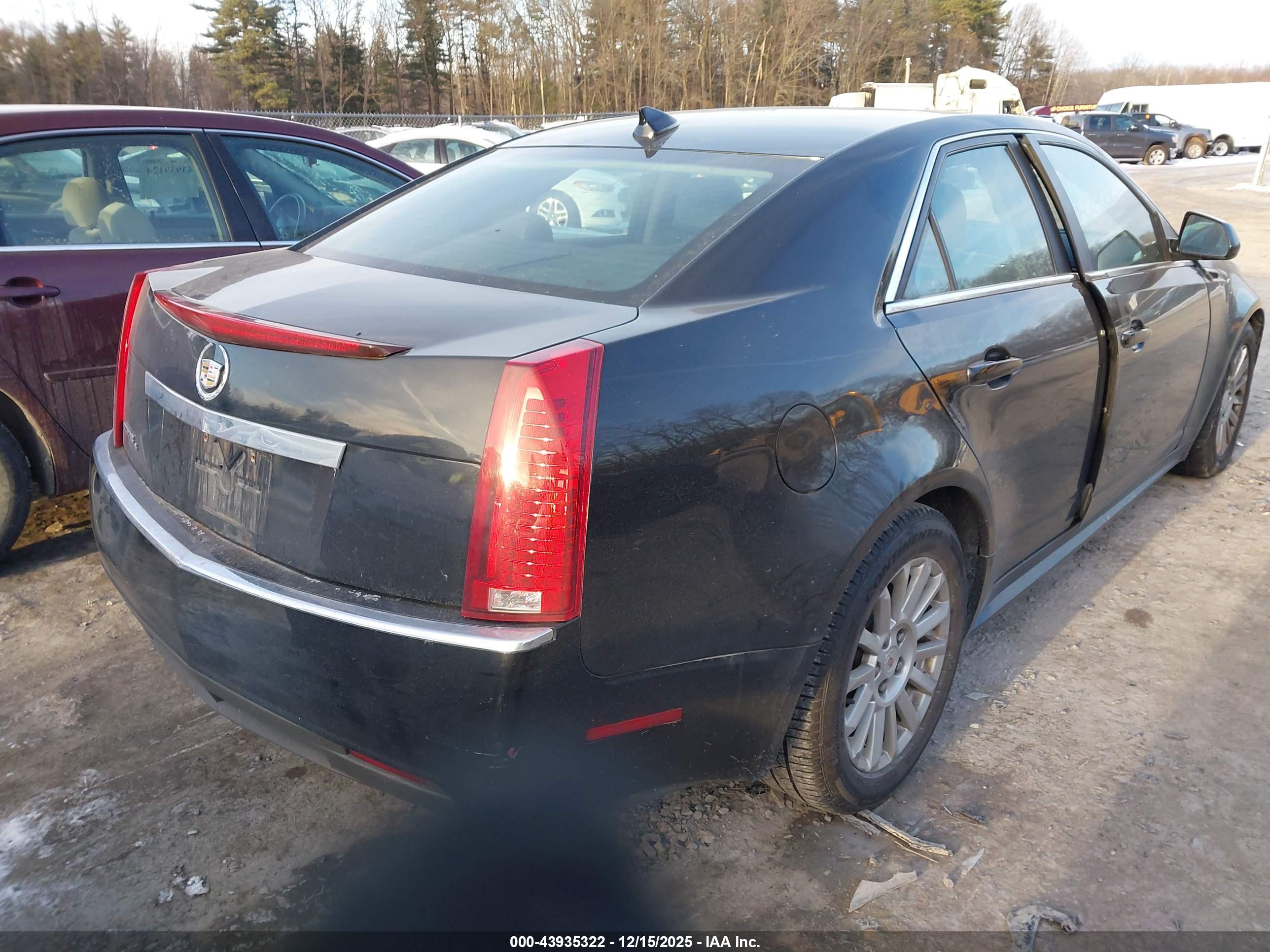 CADILLAC CTS image 4