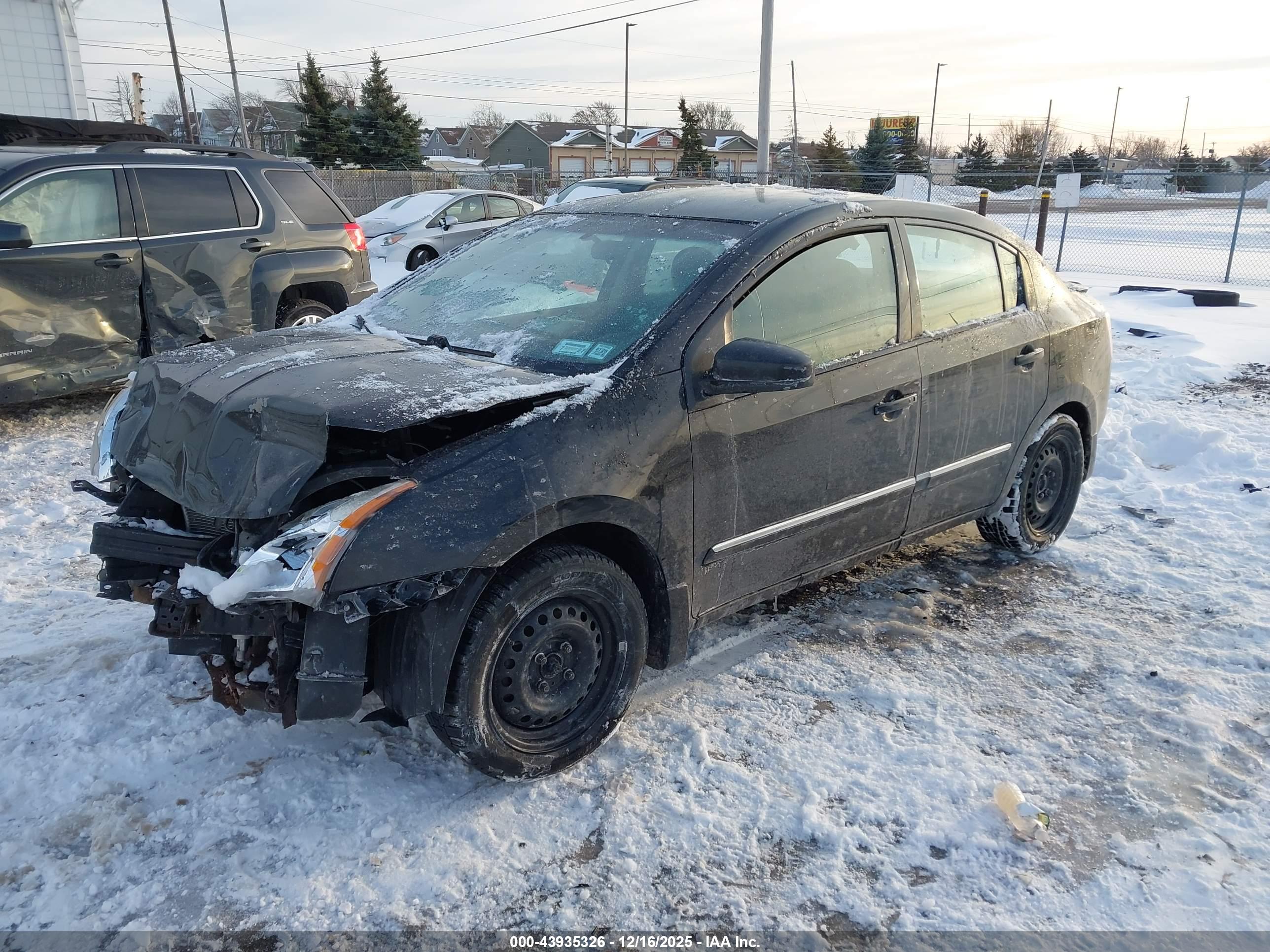 NISSAN SENTRA image 2