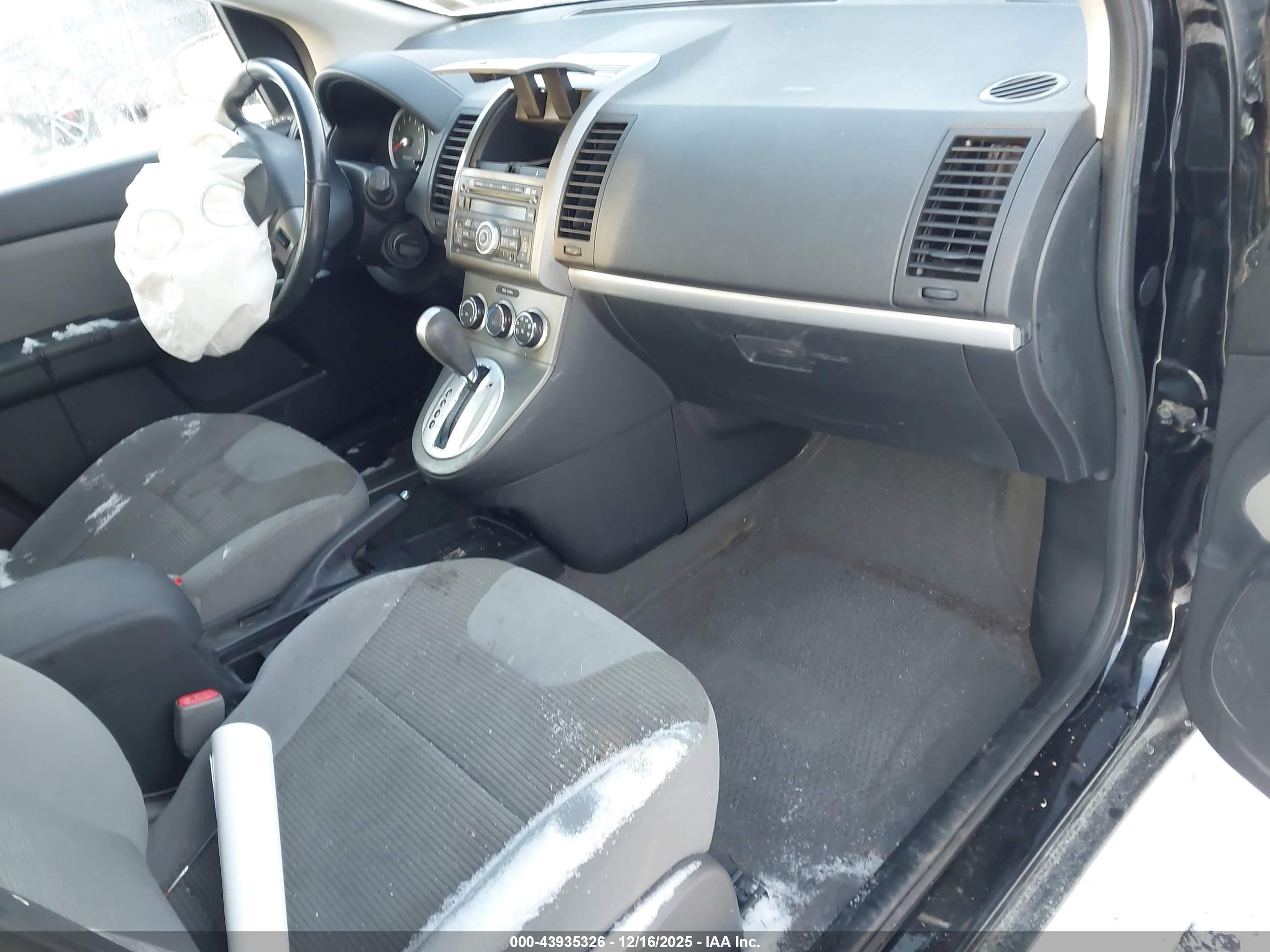 NISSAN SENTRA image 5