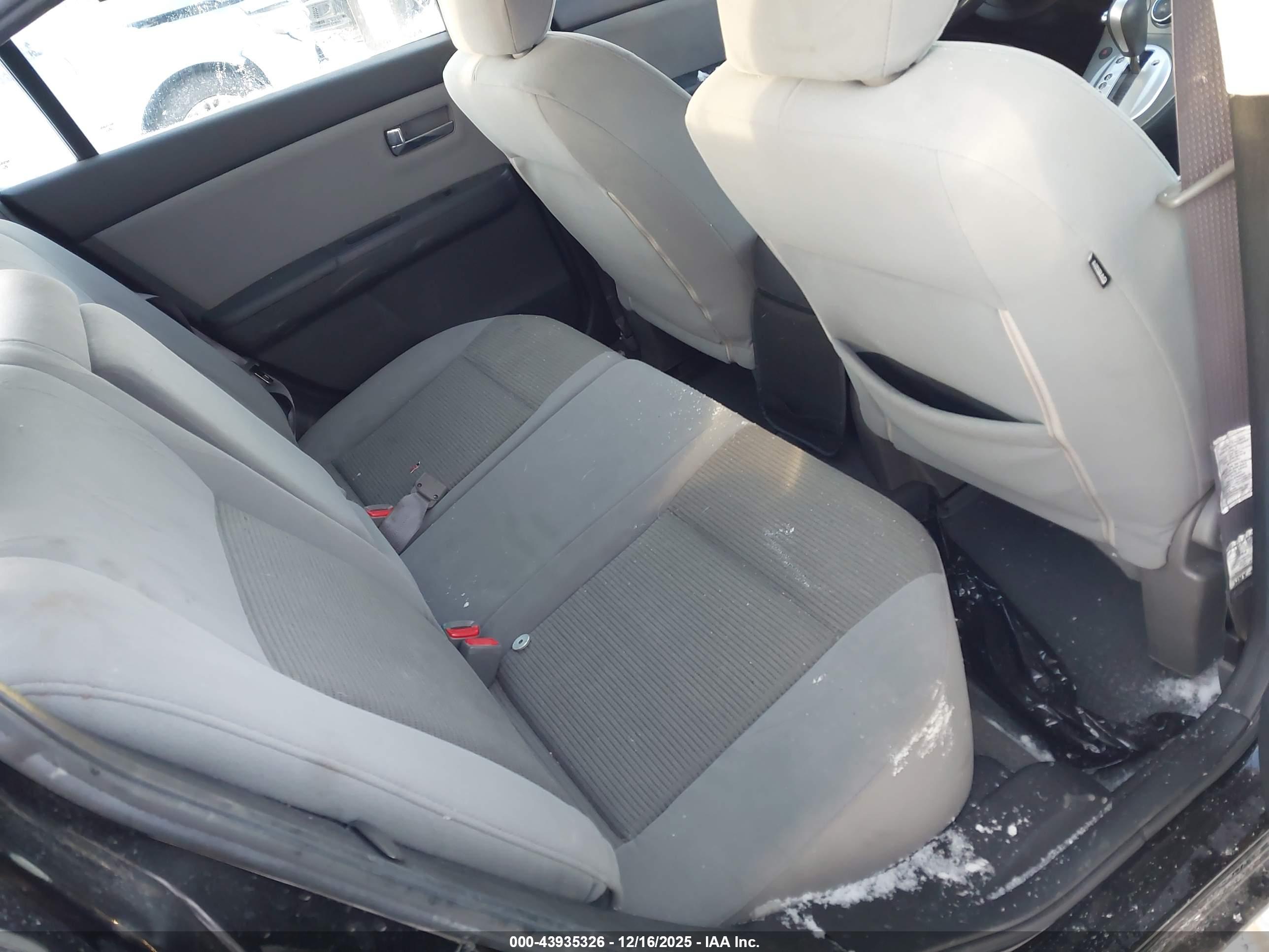 NISSAN SENTRA image 8