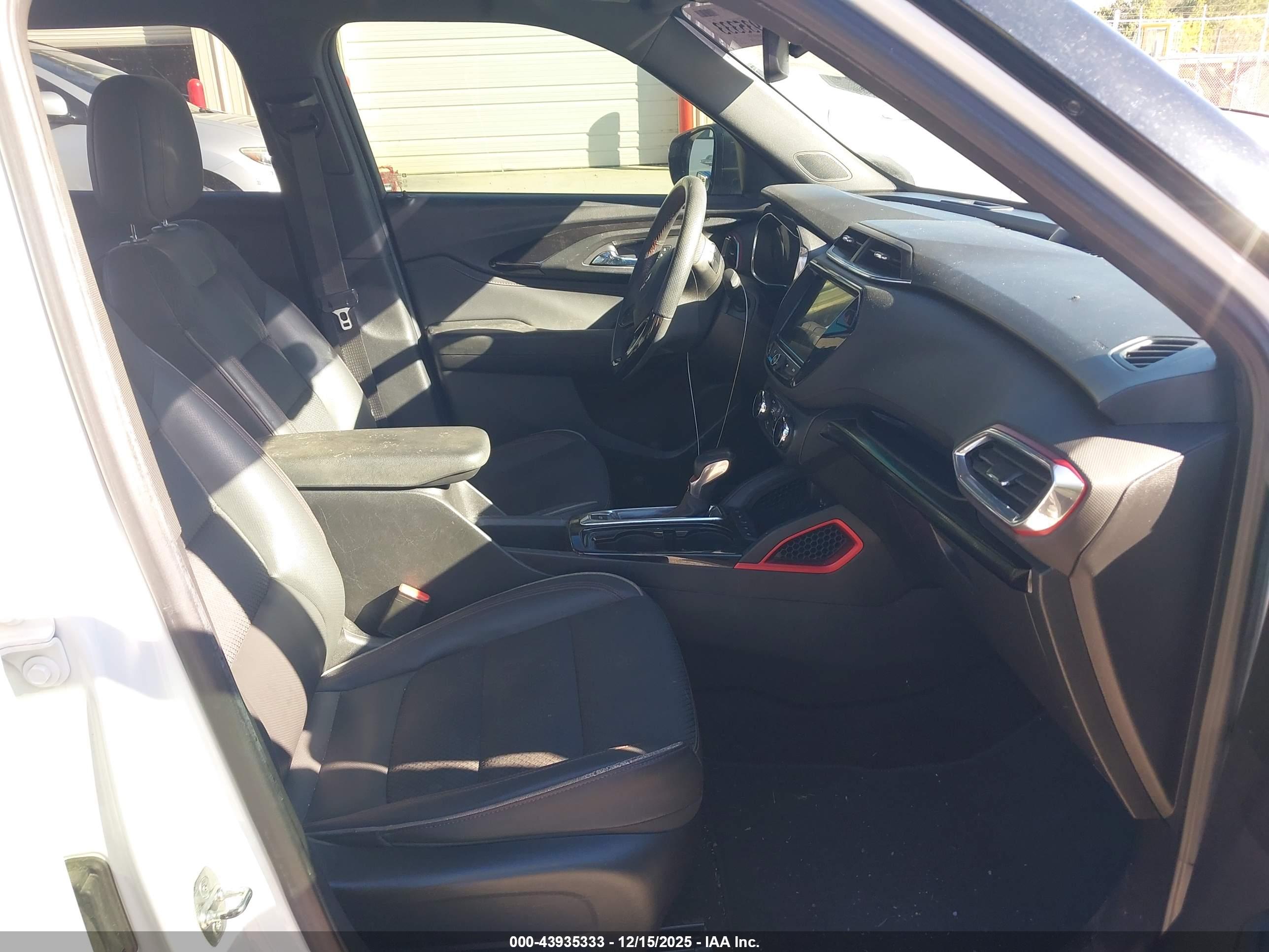 CHEVROLET TRAILBLAZER image 5