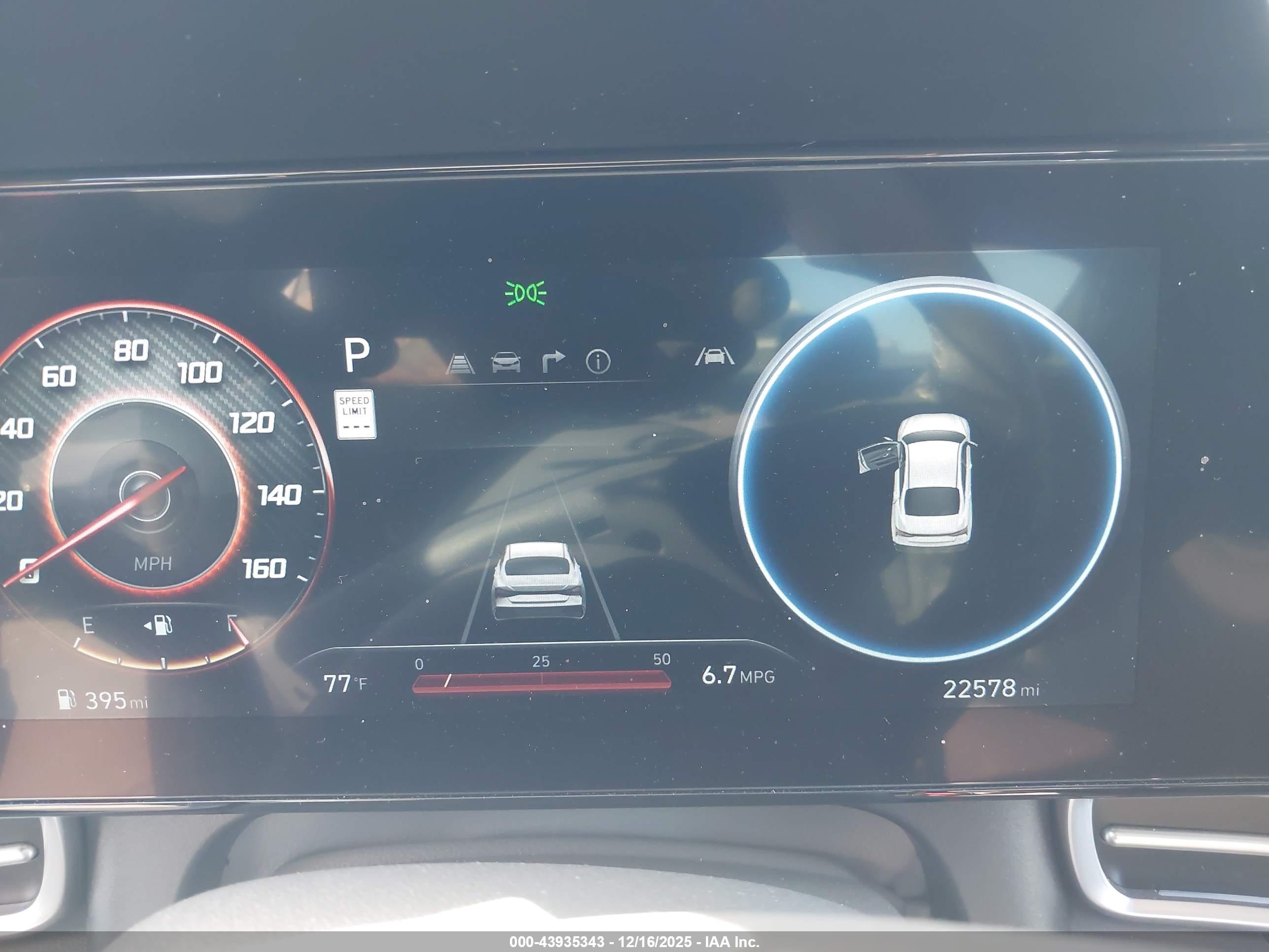 HYUNDAI ELANTRA image 7