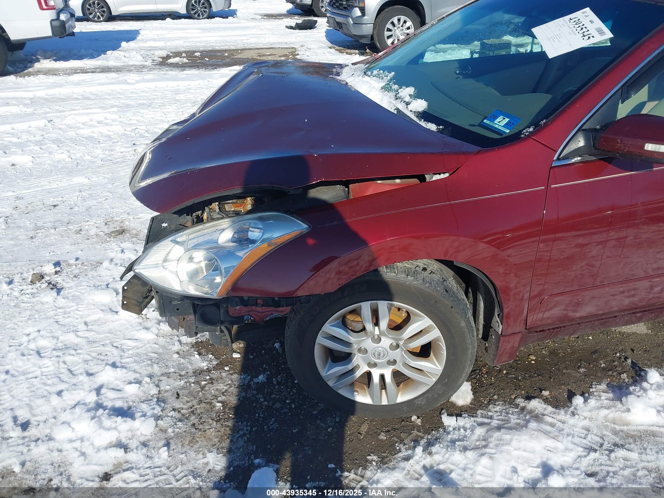 NISSAN ALTIMA image 6