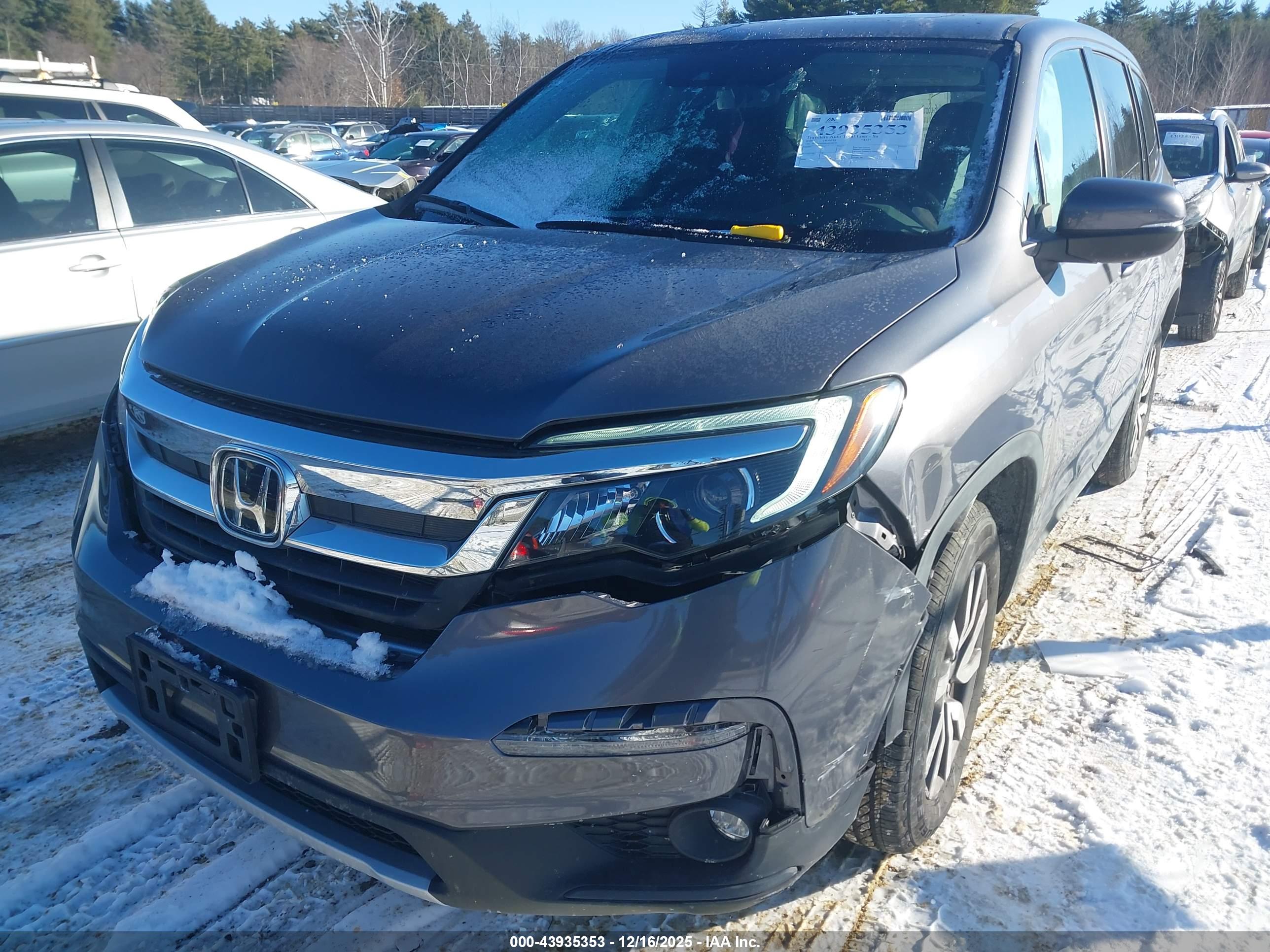HONDA PILOT image 6
