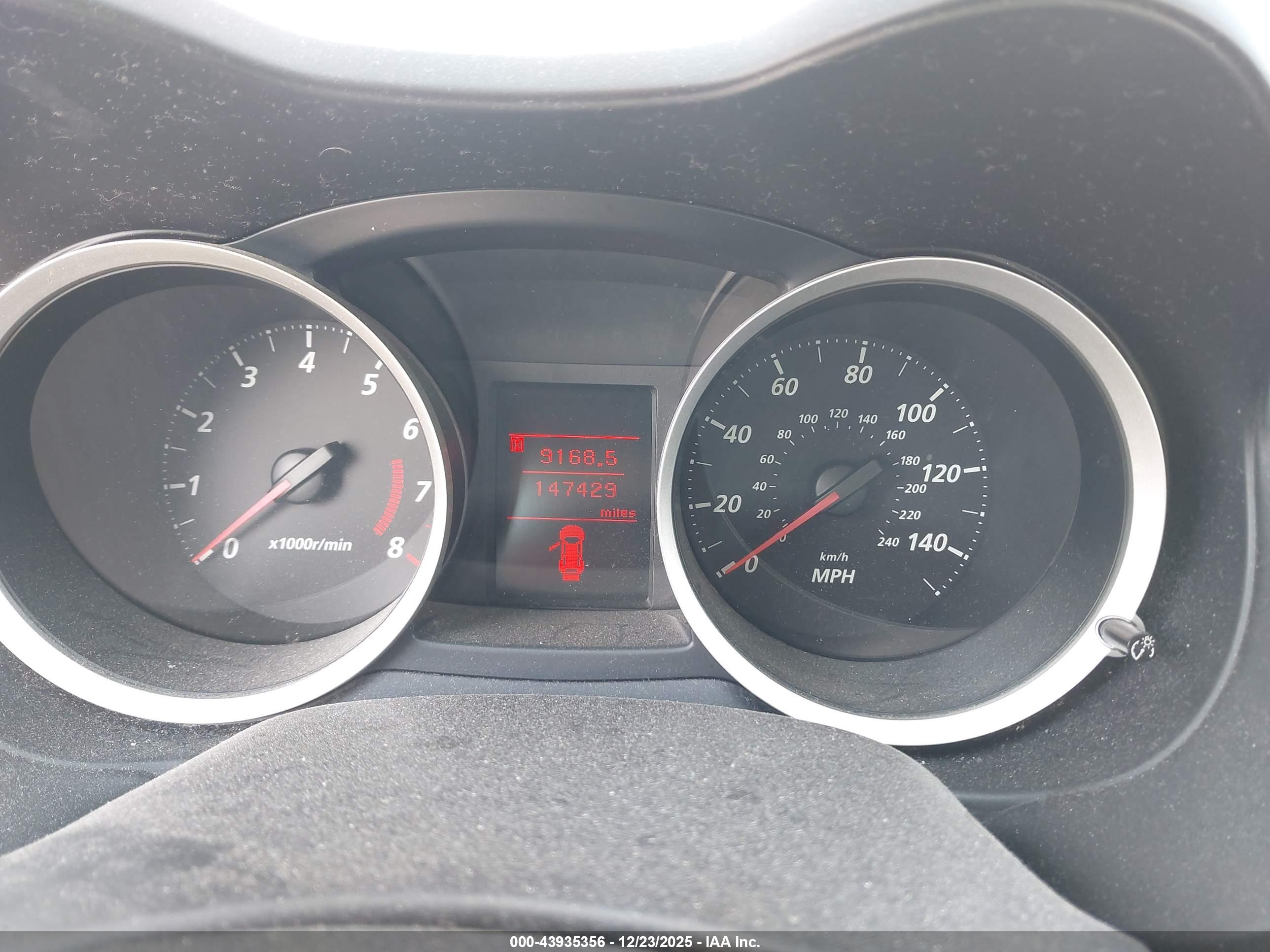 MITSUBISHI LANCER image 7