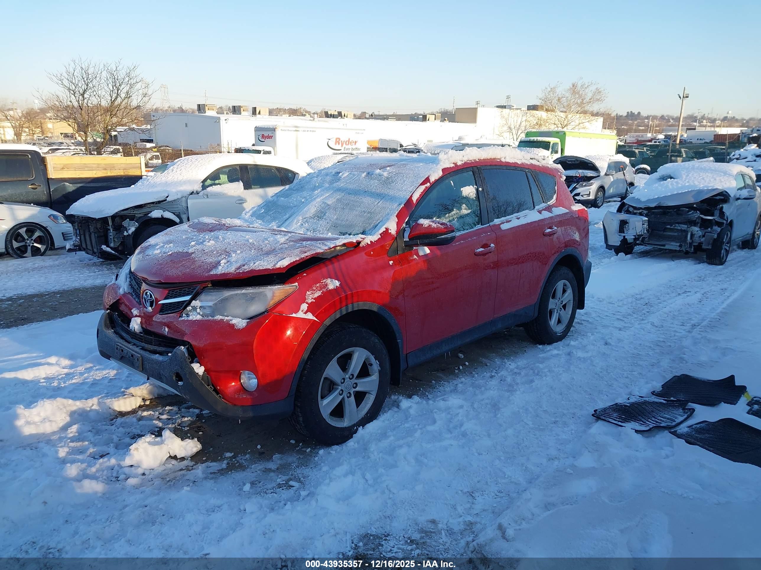TOYOTA RAV4 image 2