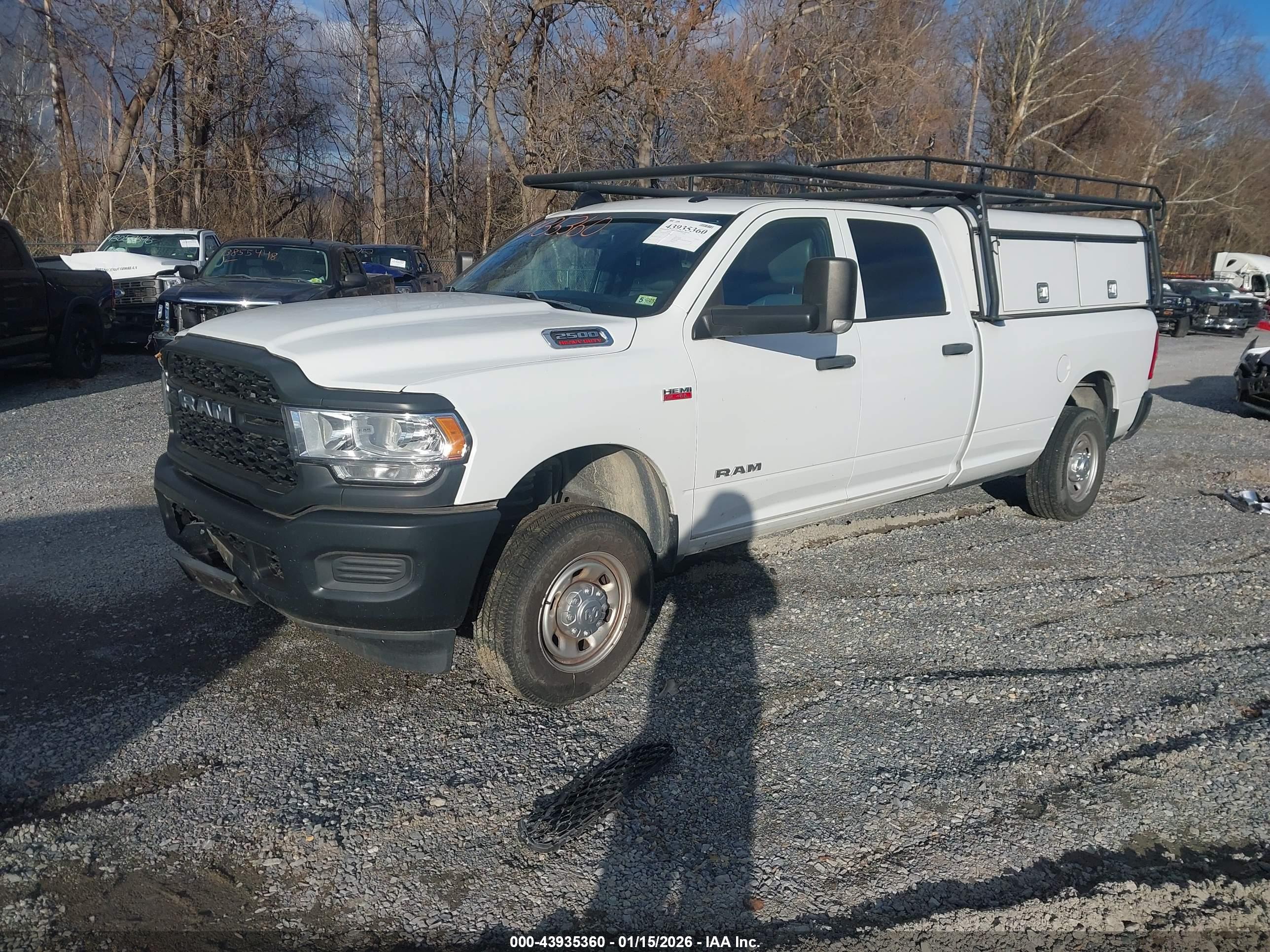 RAM 2500 image 2