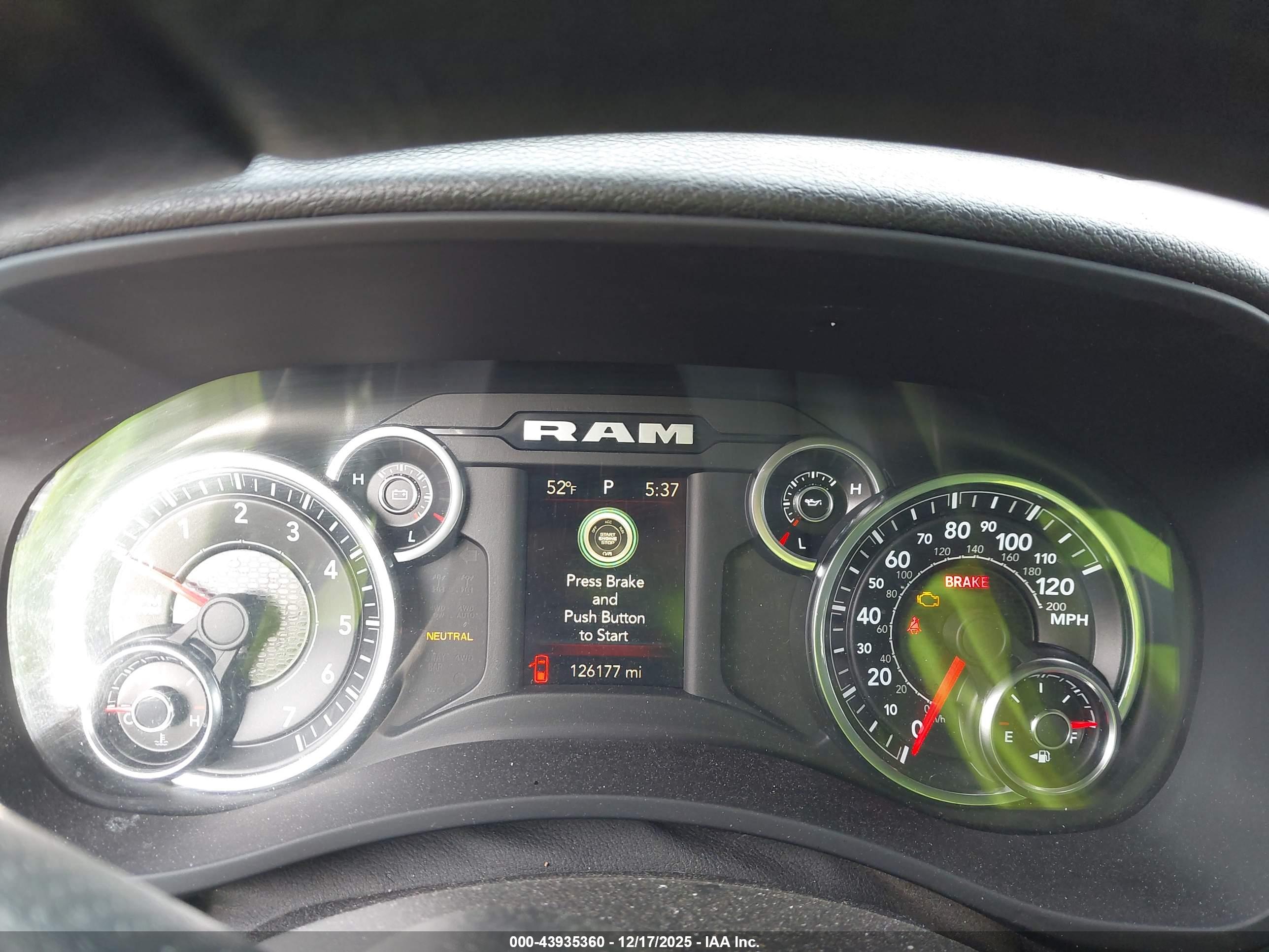 RAM 2500 image 7