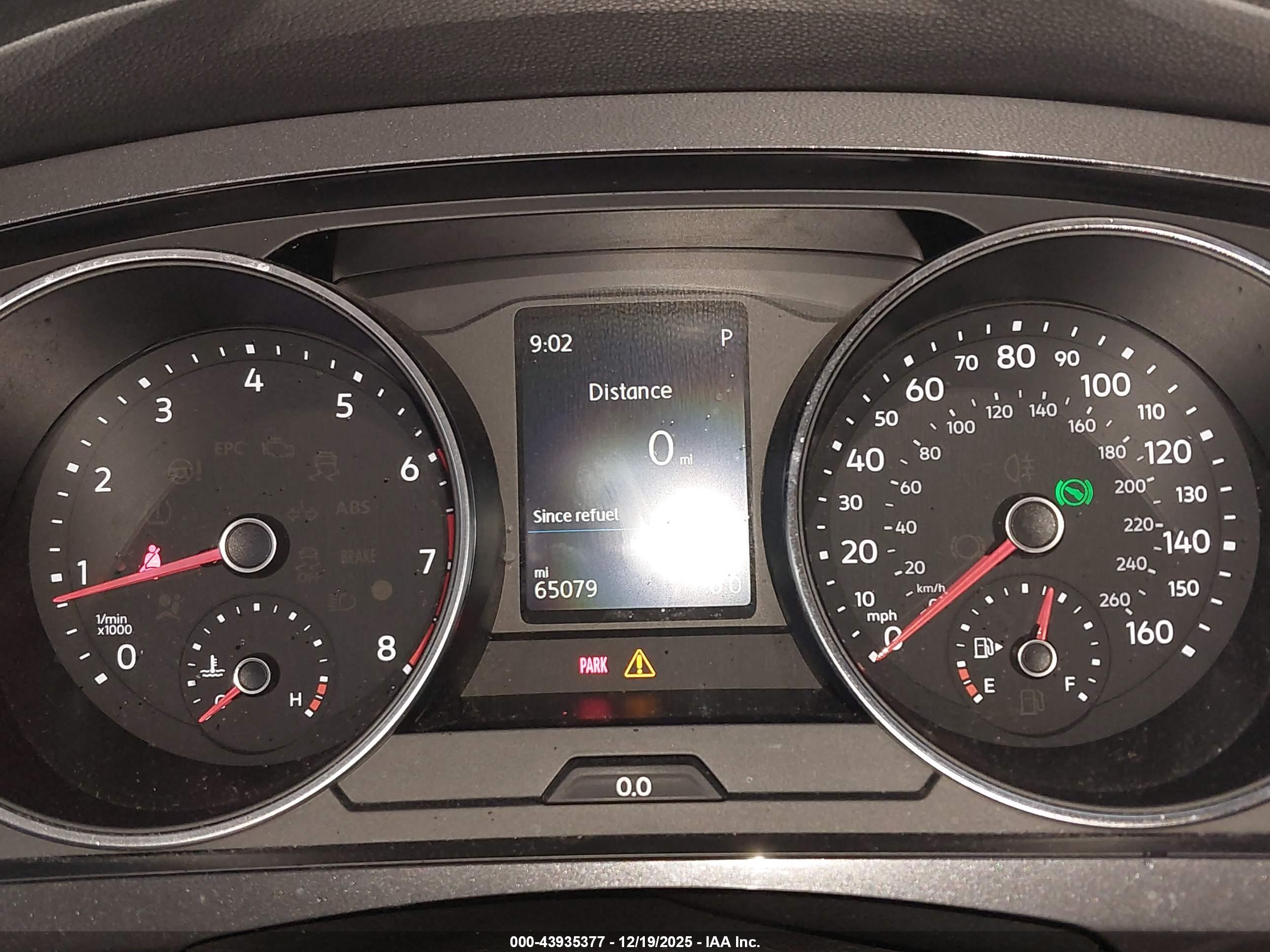 VOLKSWAGEN TIGUAN image 7