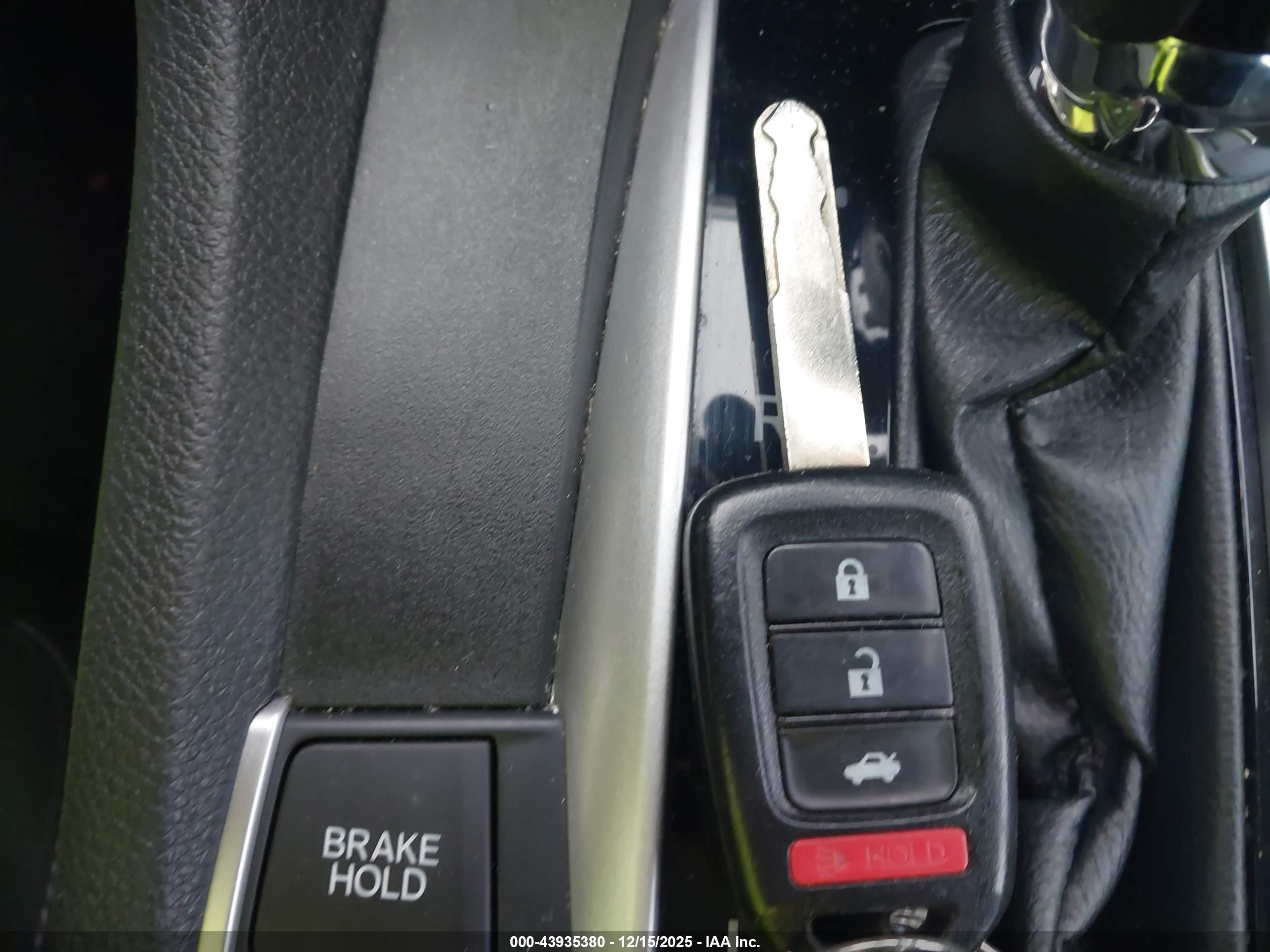 HONDA CIVIC image 11