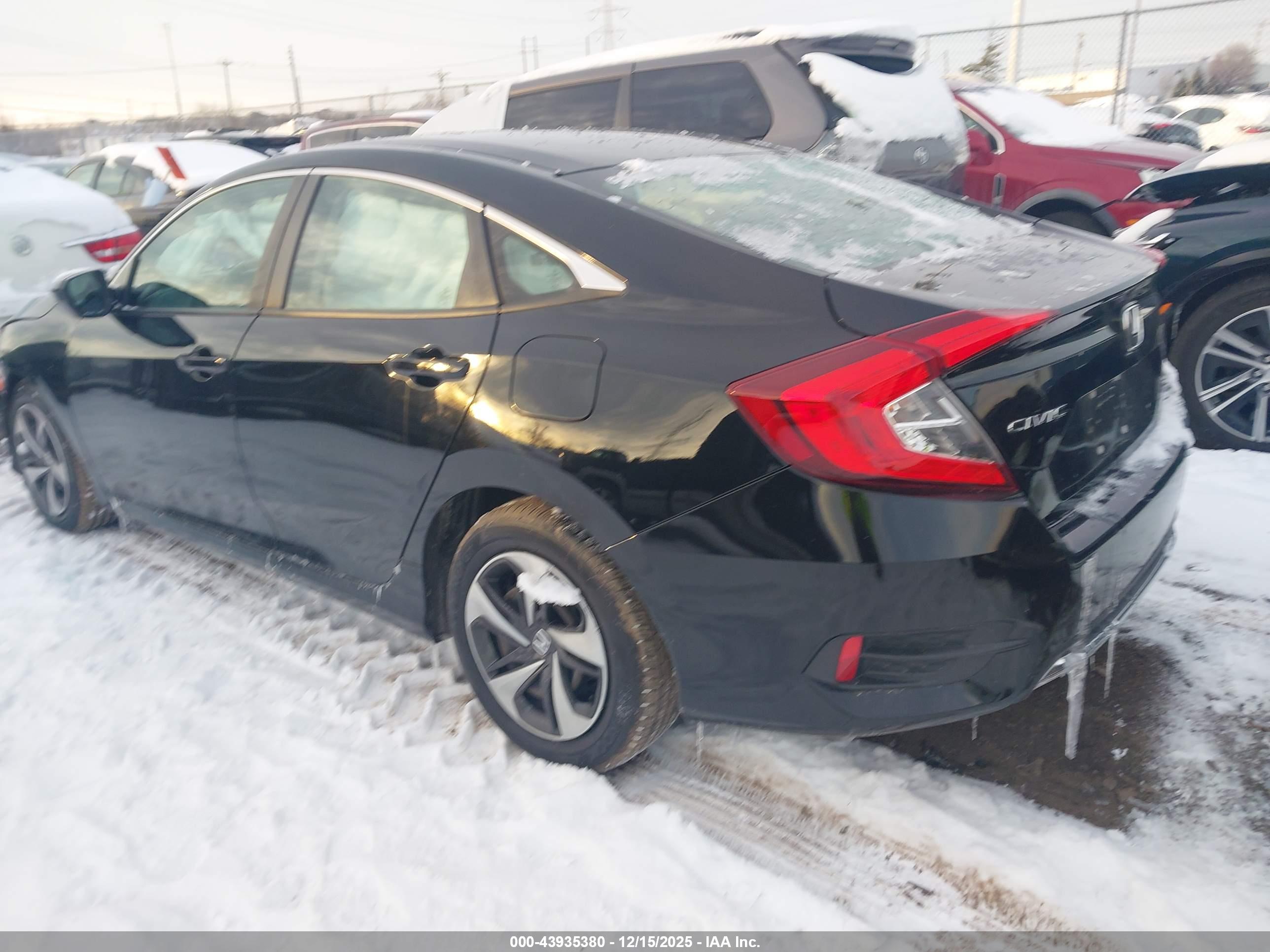 HONDA CIVIC image 3