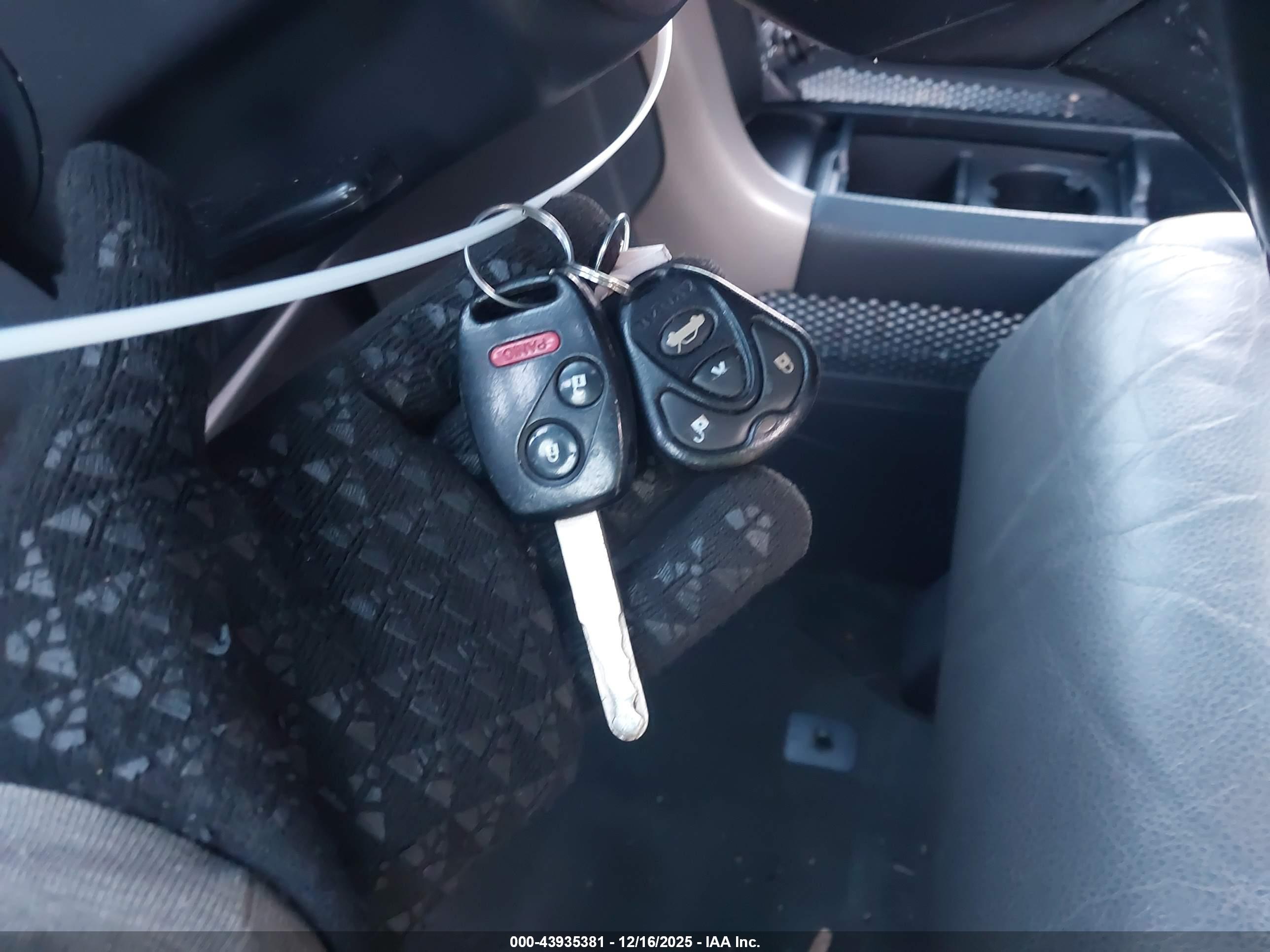 HONDA PILOT image 11