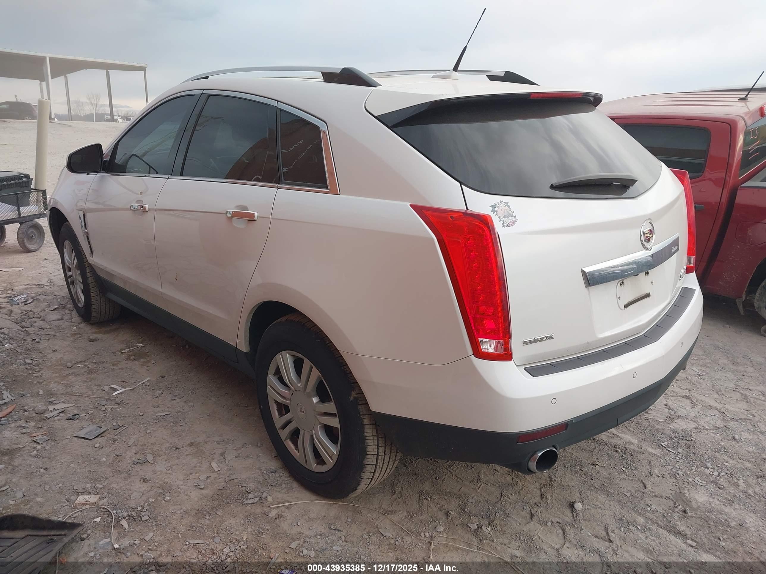 CADILLAC SRX image 3