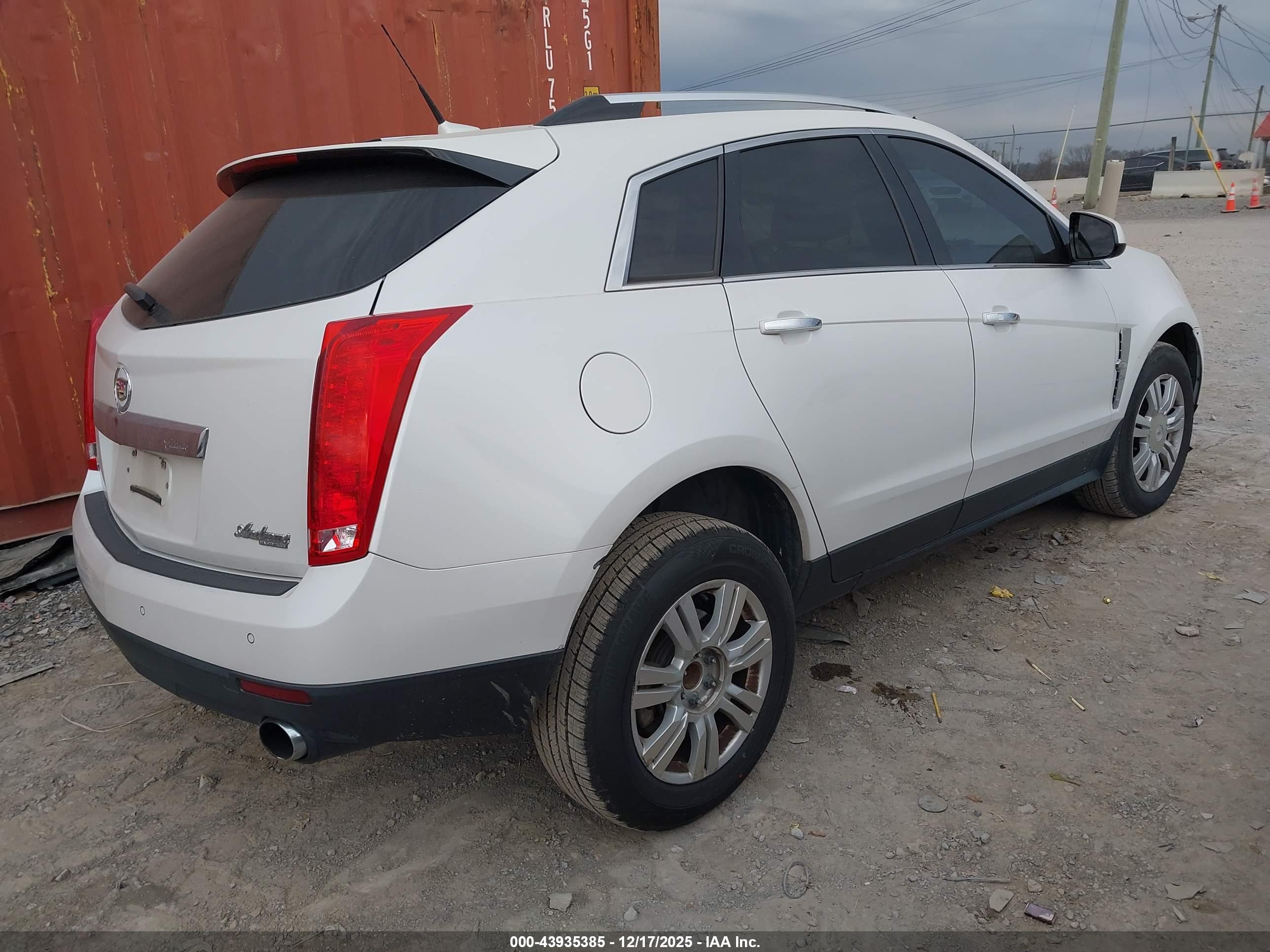 CADILLAC SRX image 4