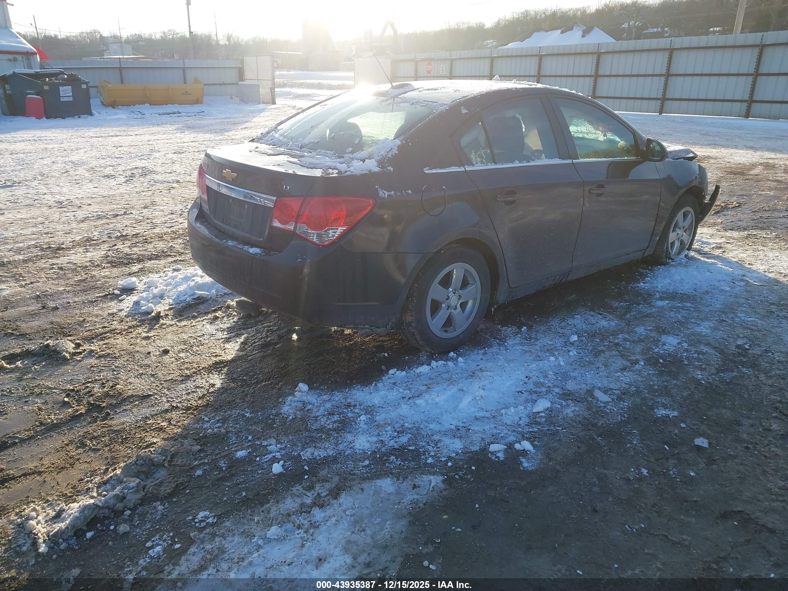 CHEVROLET CRUZE image 4