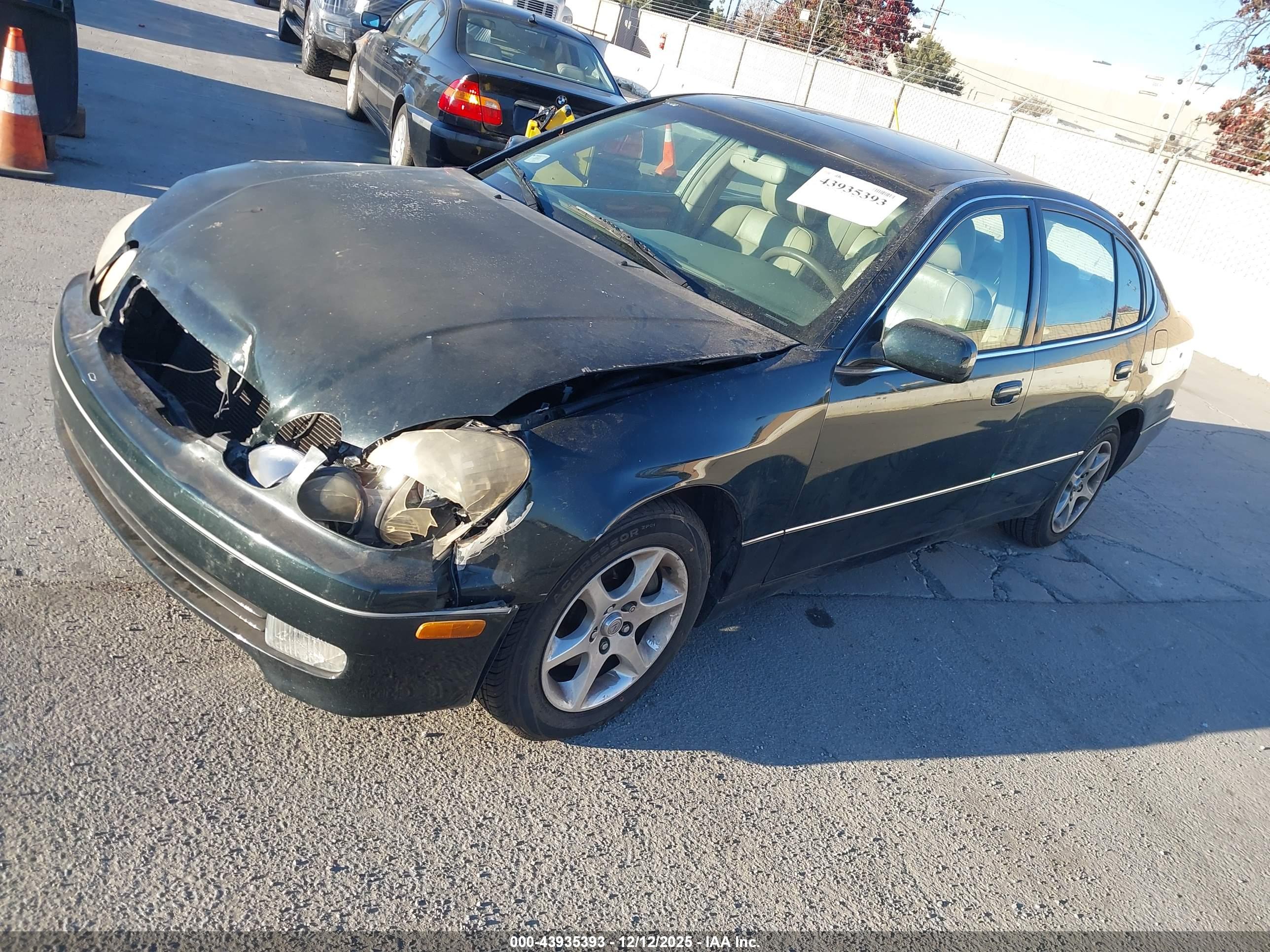 LEXUS GS image 2