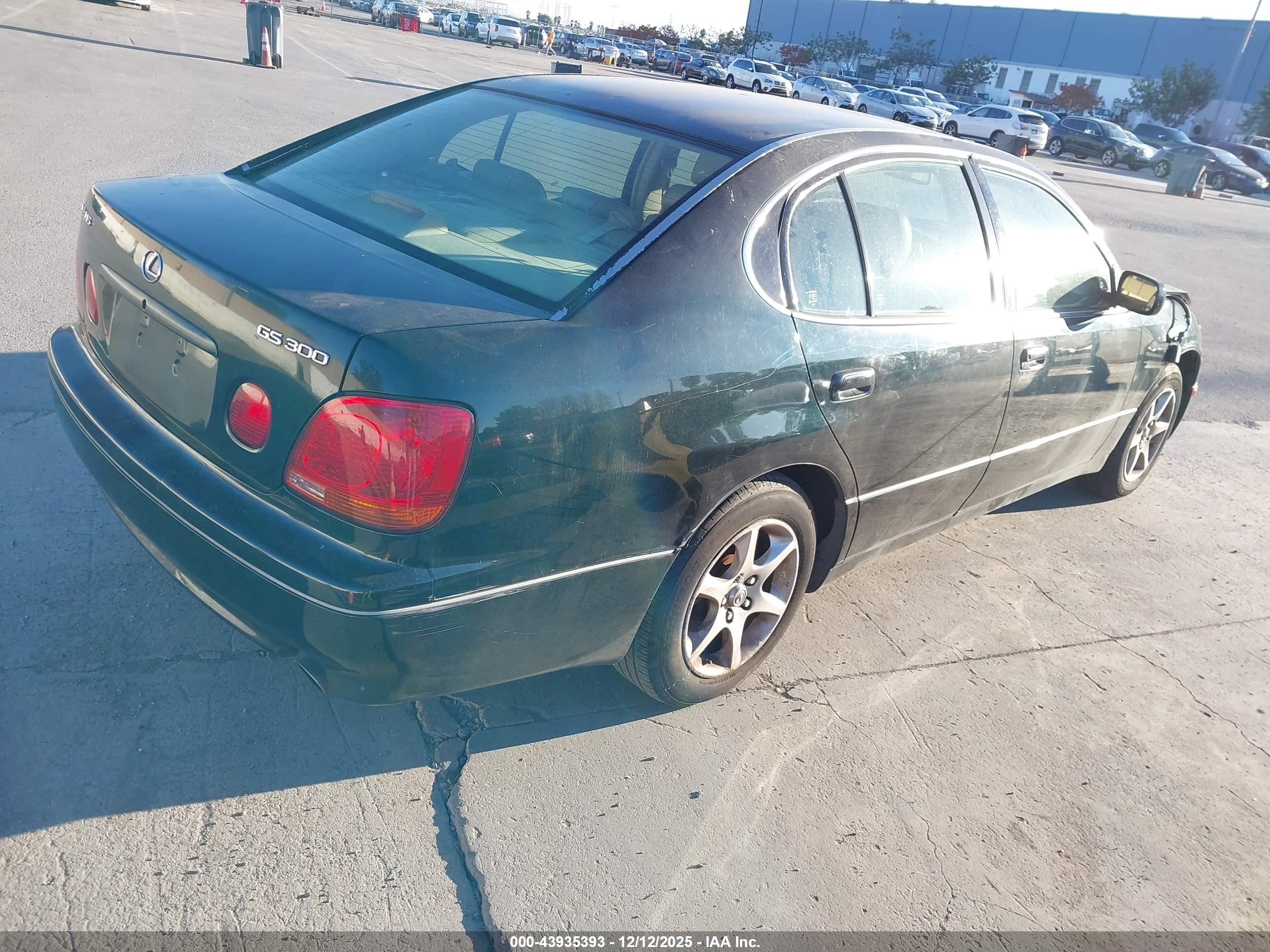 LEXUS GS image 4