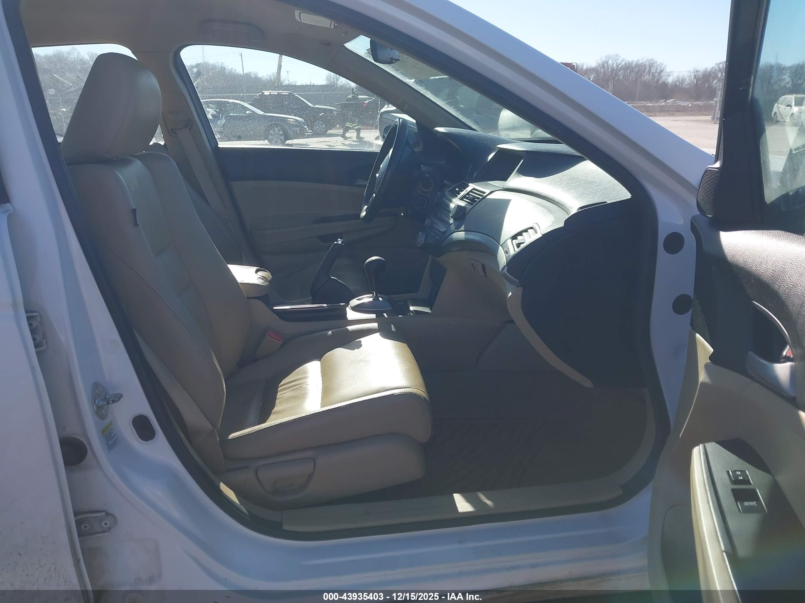 HONDA ACCORD image 5