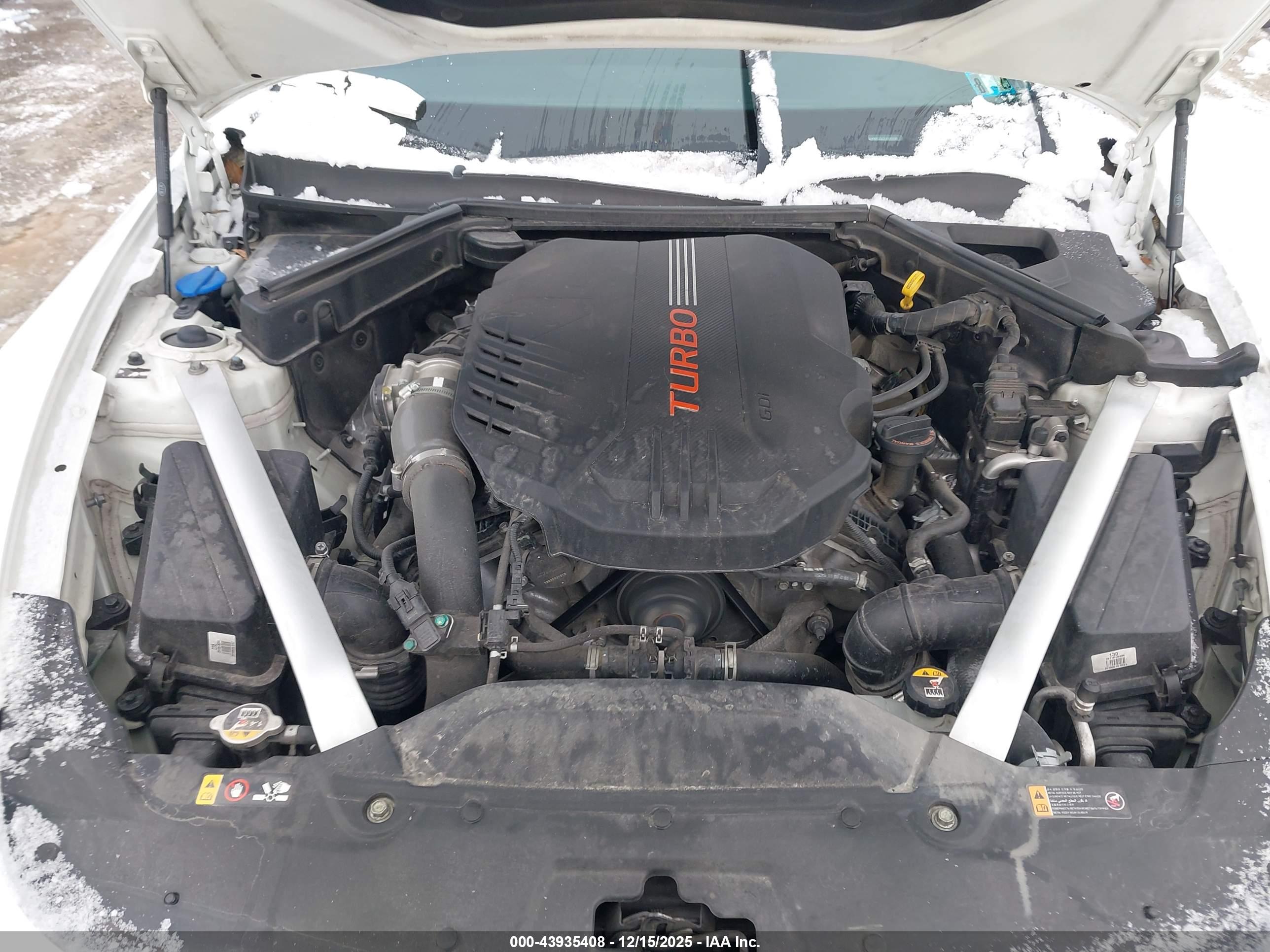 KIA STINGER image 10