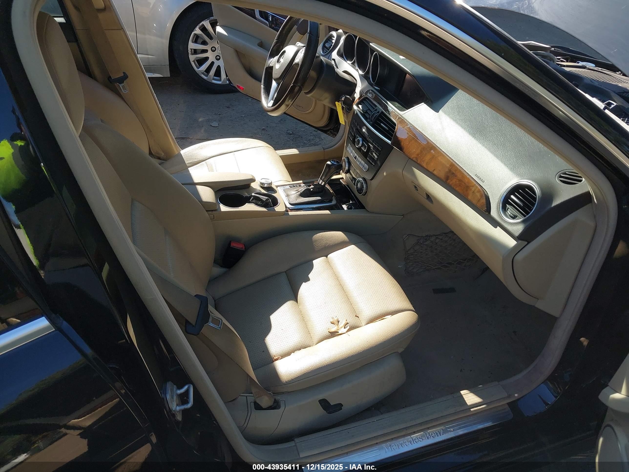 MERCEDES-BENZ C image 5