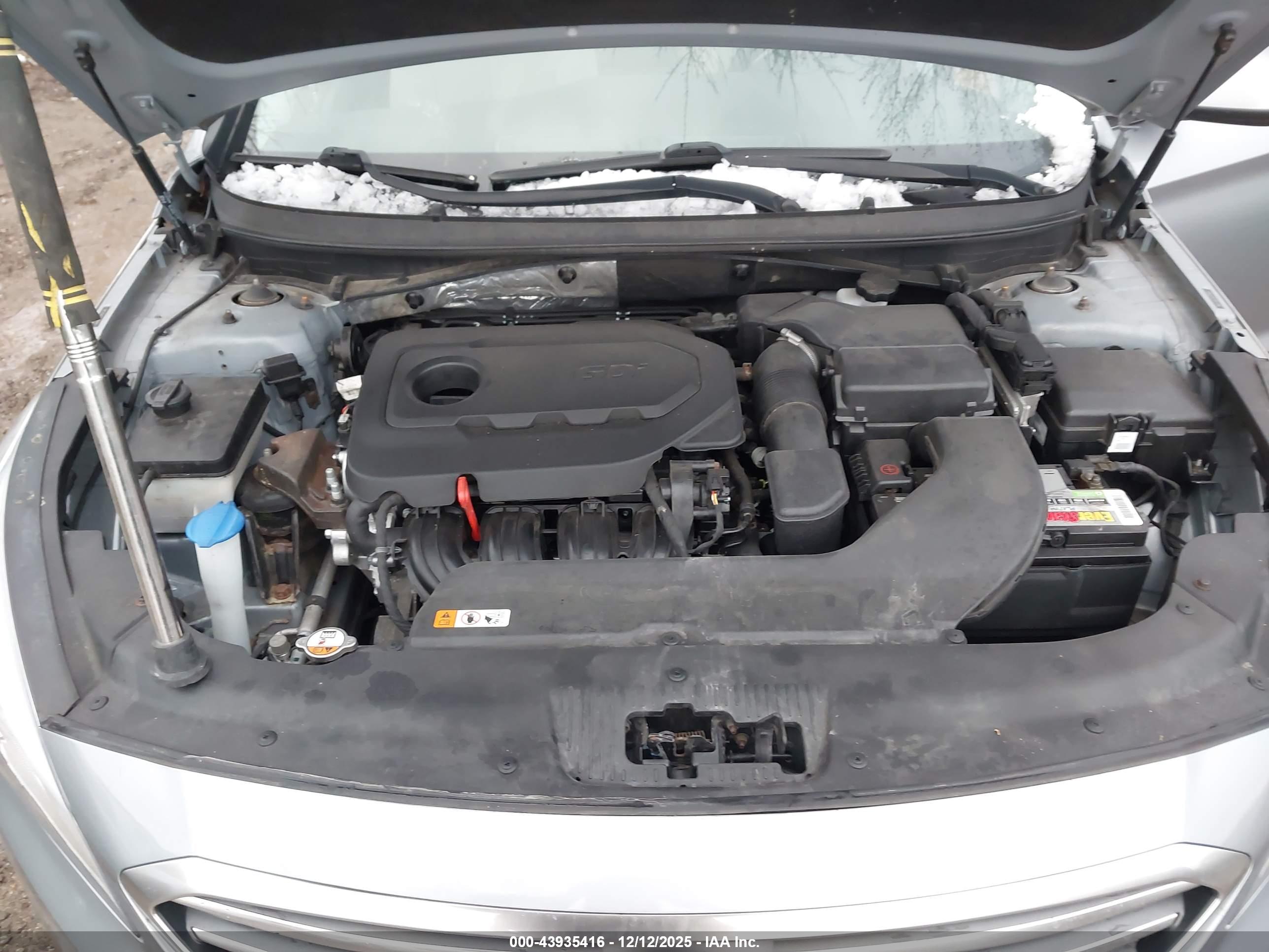 HYUNDAI SONATA image 10