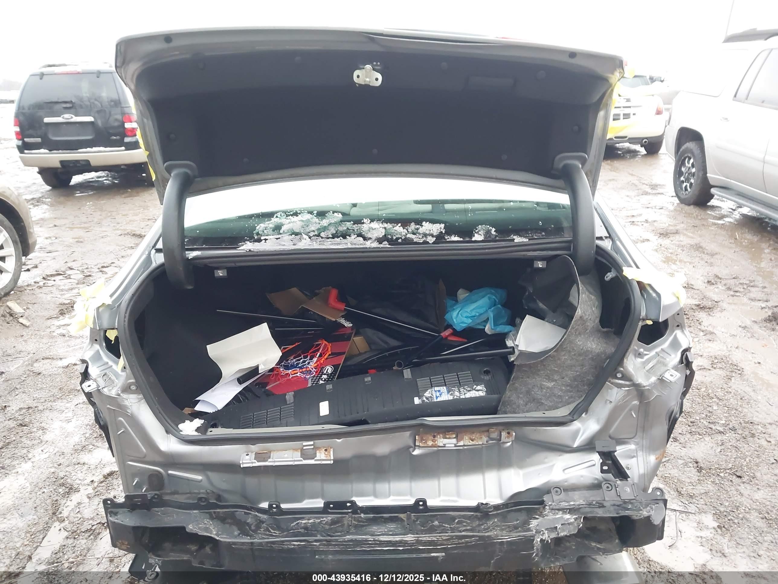 HYUNDAI SONATA image 6