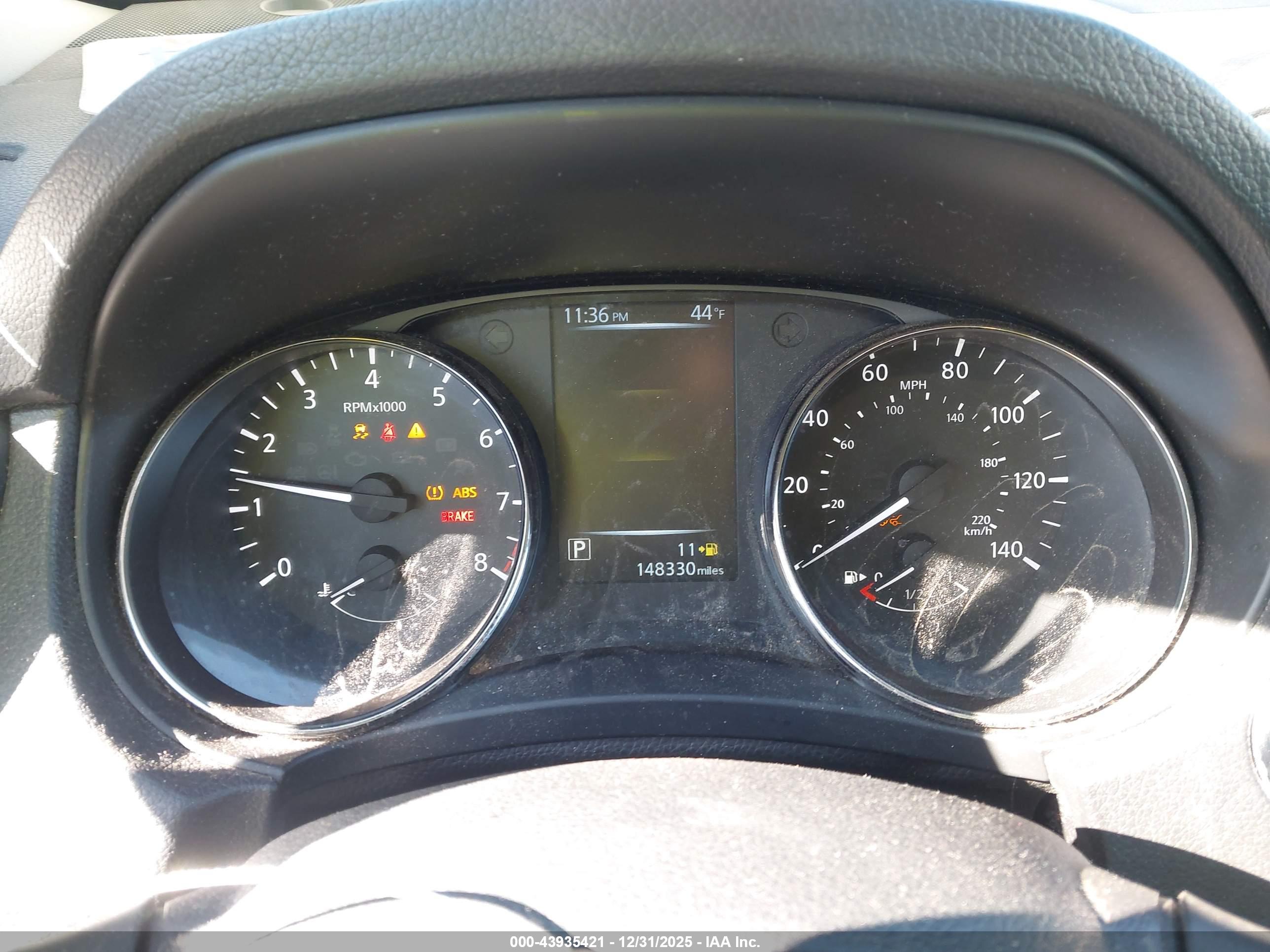 NISSAN ROGUE image 7