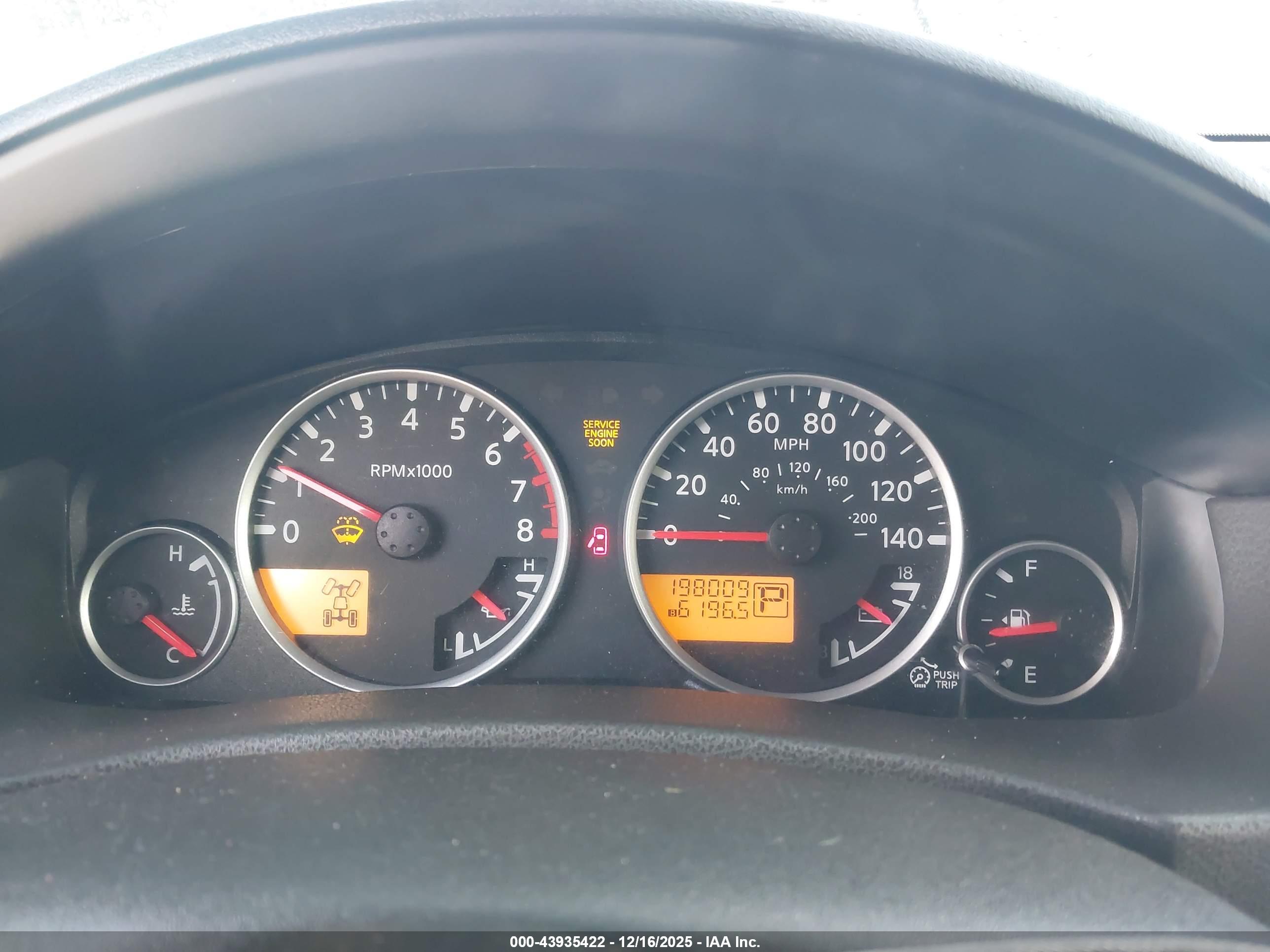 NISSAN PATHFINDER image 7