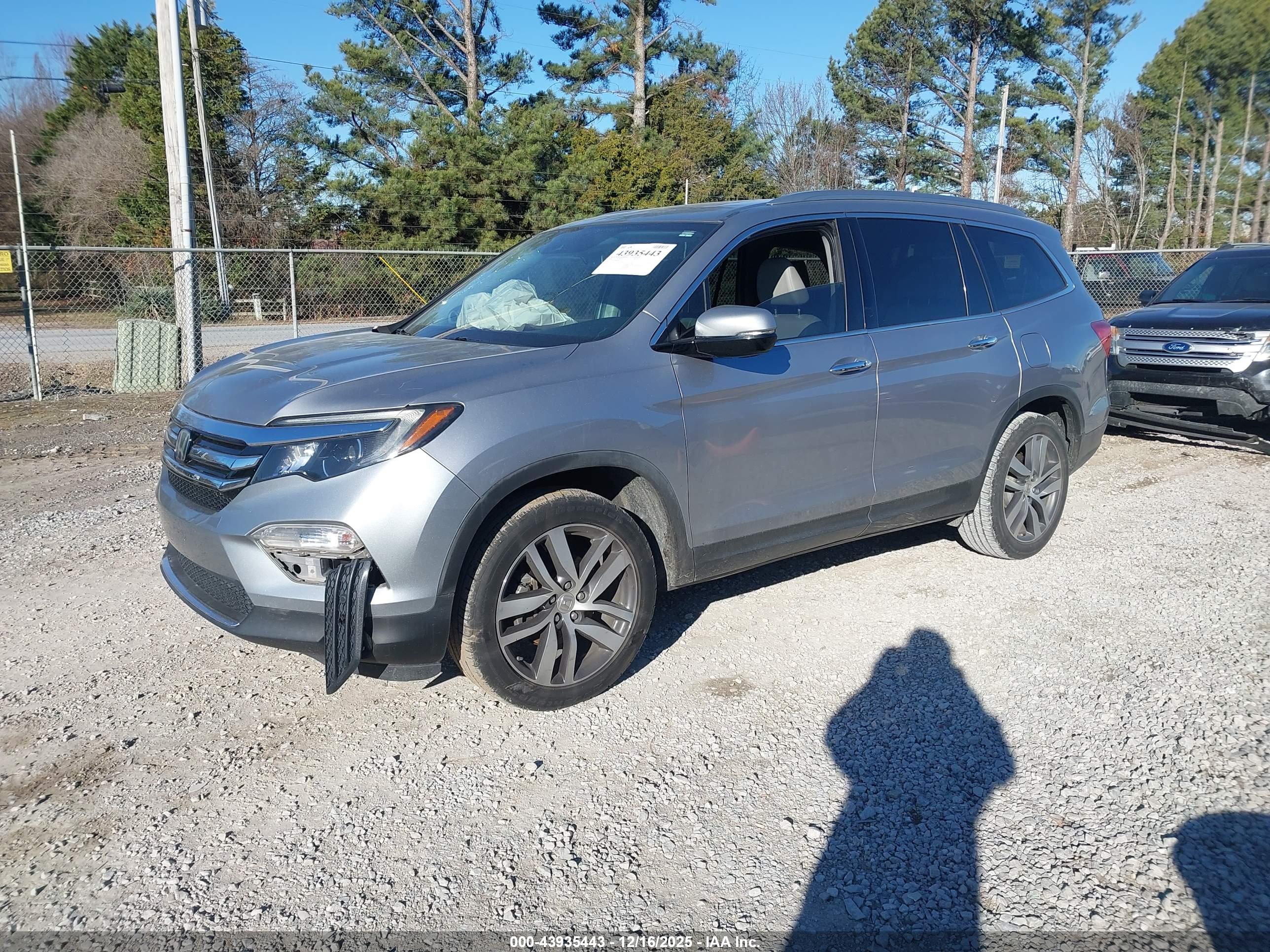 HONDA PILOT image 2