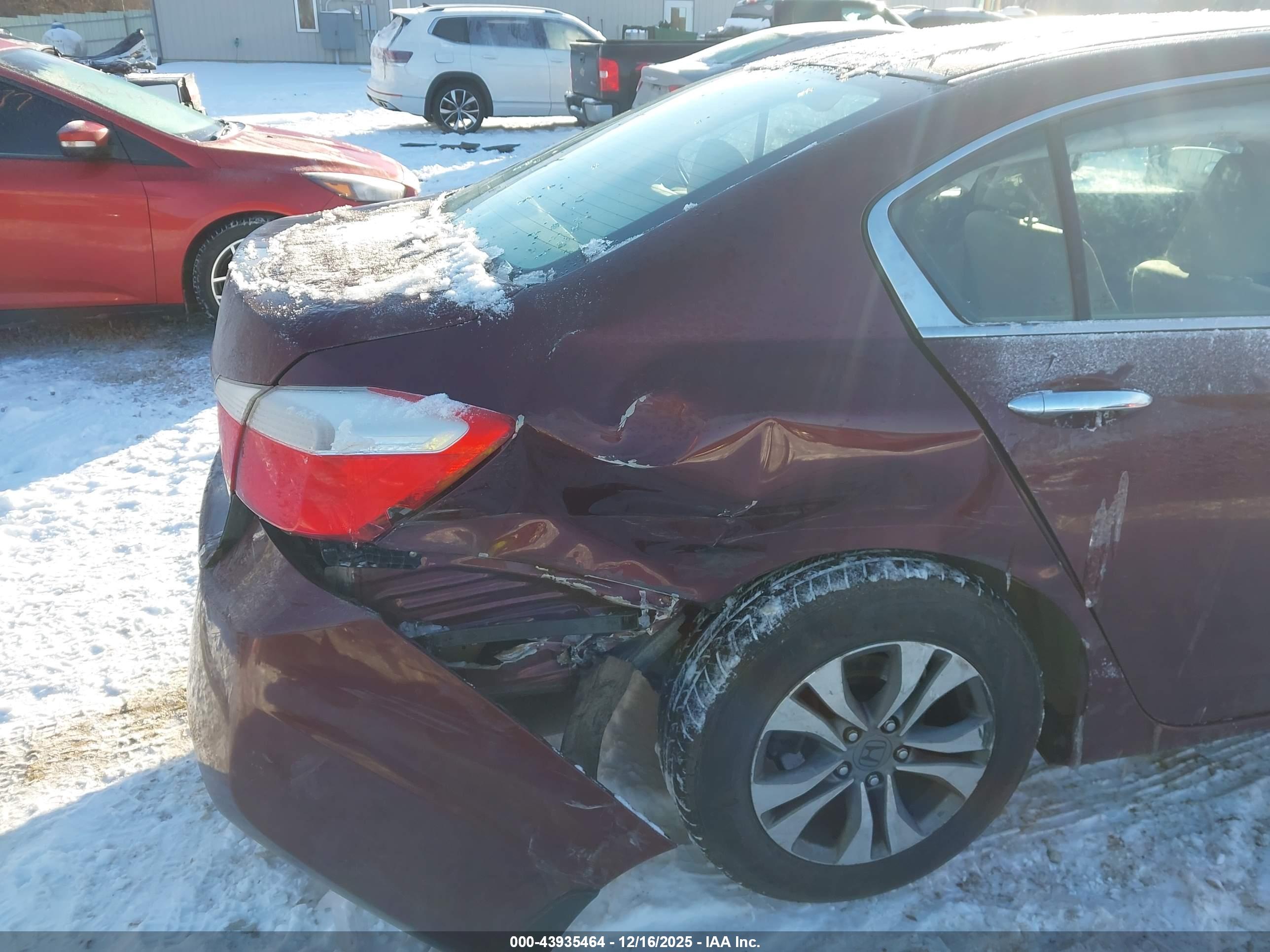HONDA ACCORD image 6