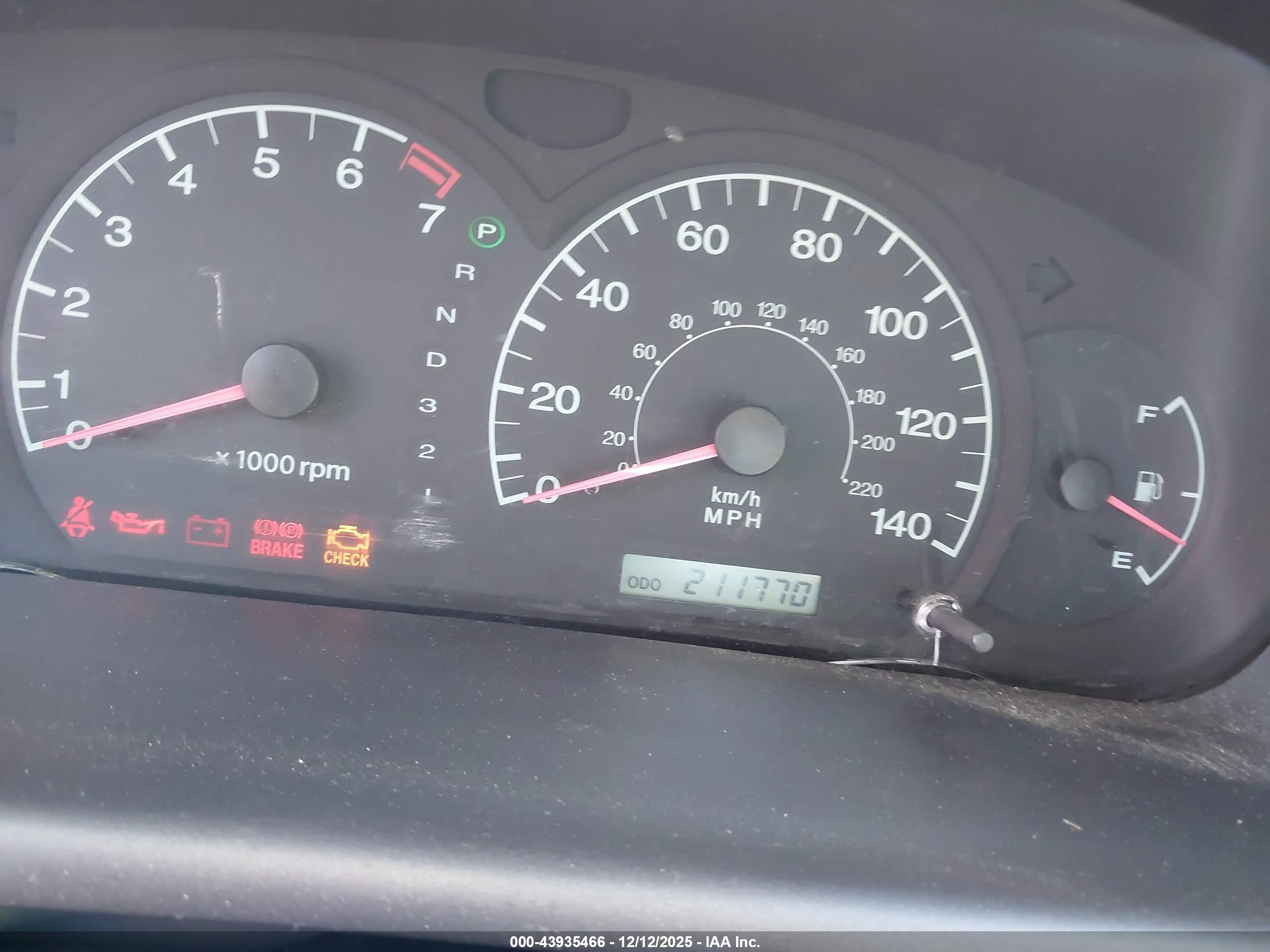 HYUNDAI ELANTRA image 7