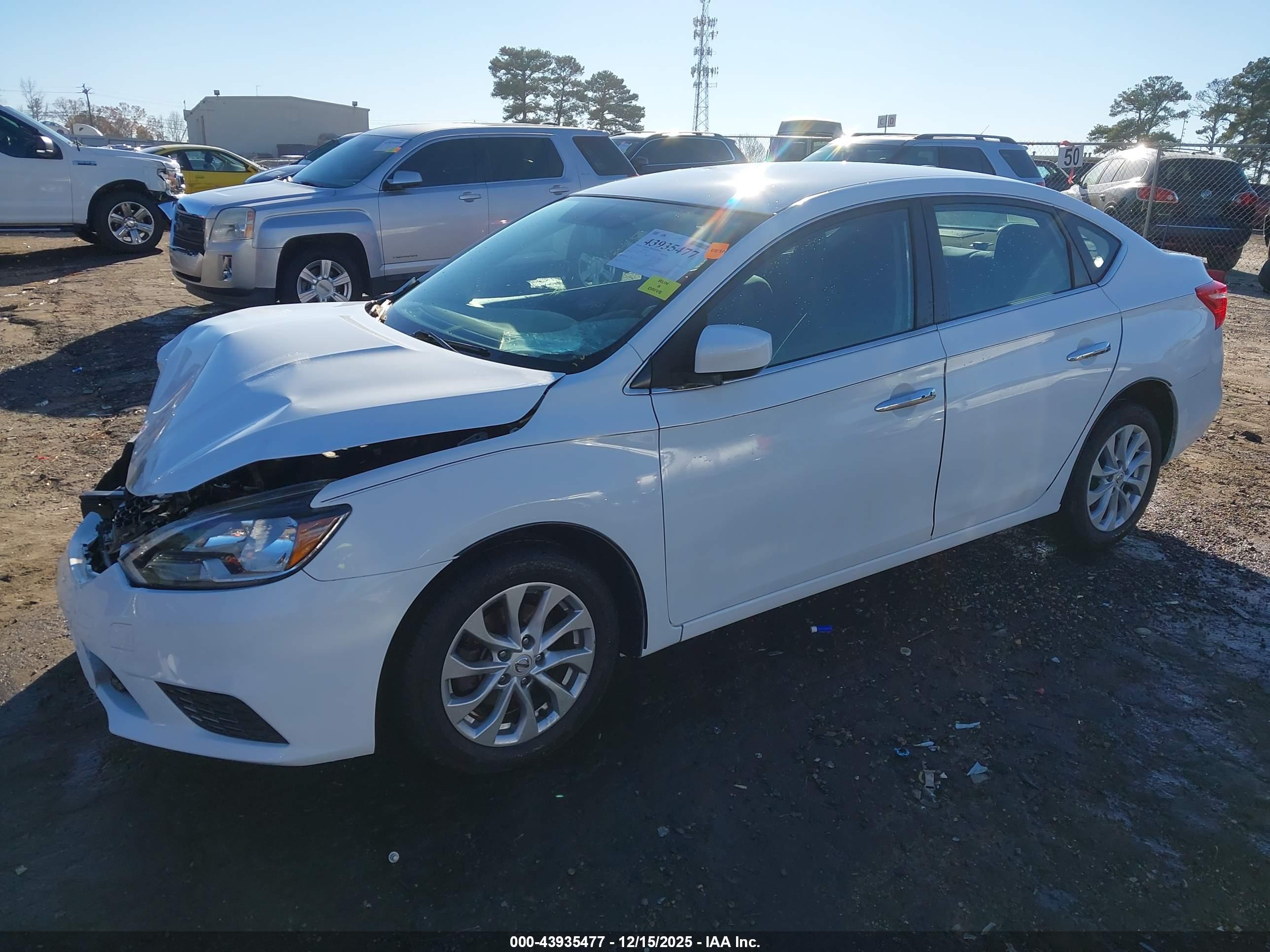 NISSAN SENTRA image 2