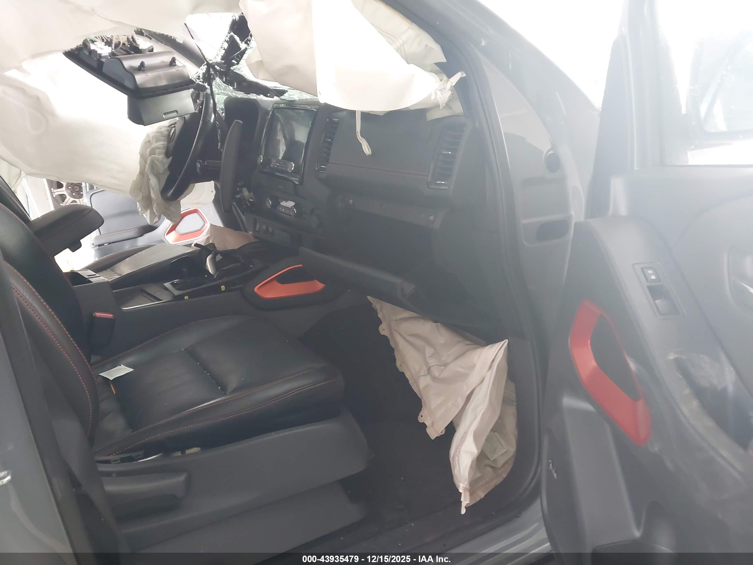 NISSAN FRONTIER image 5
