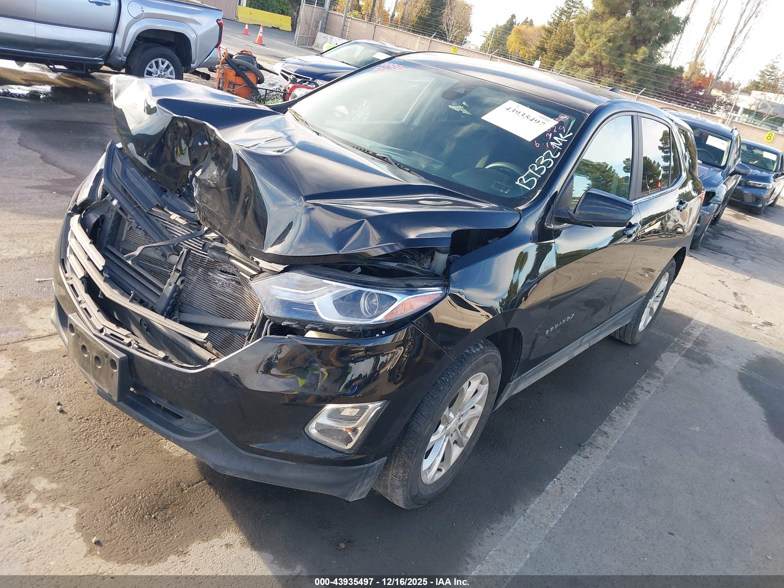 CHEVROLET EQUINOX image 2