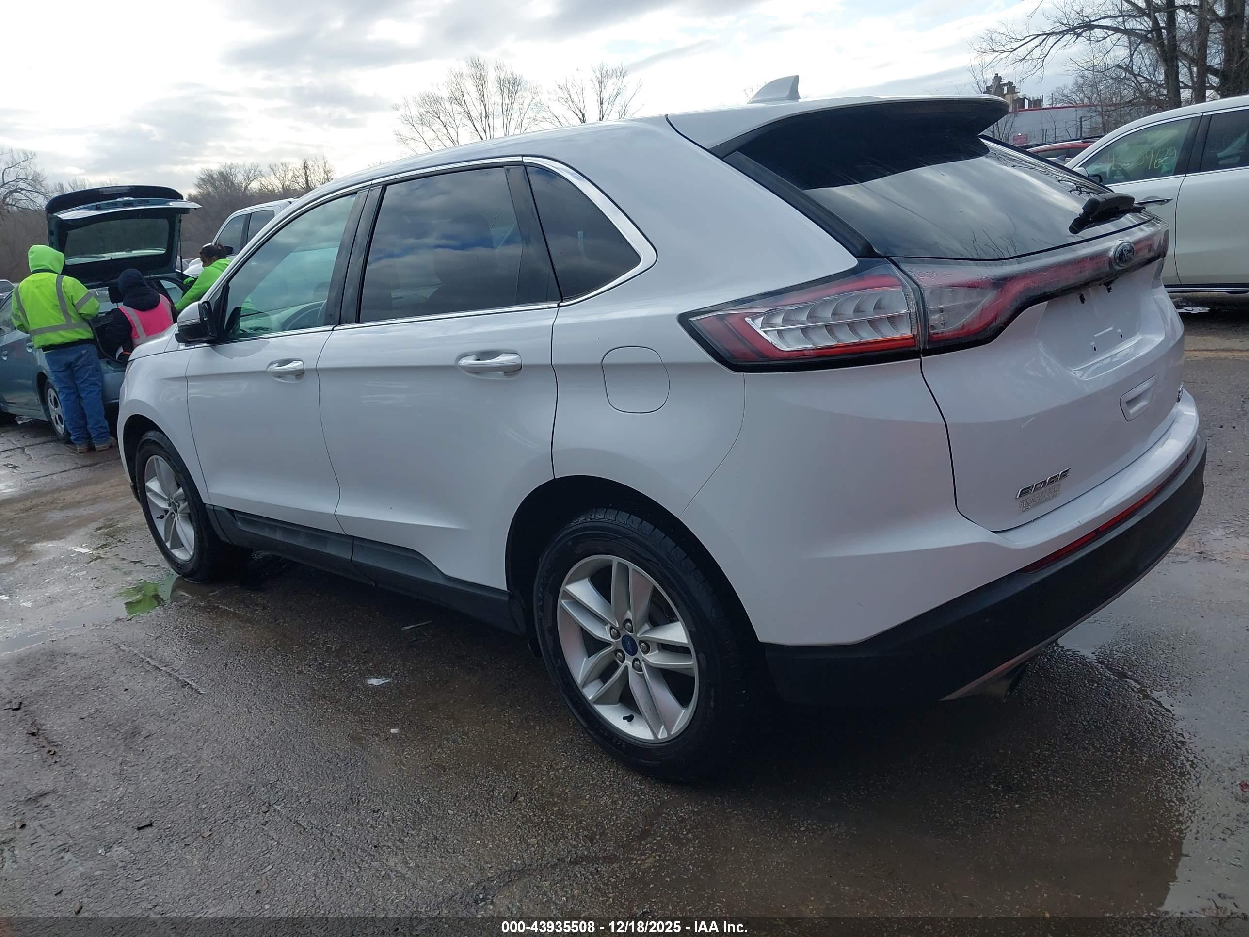 FORD EDGE image 3