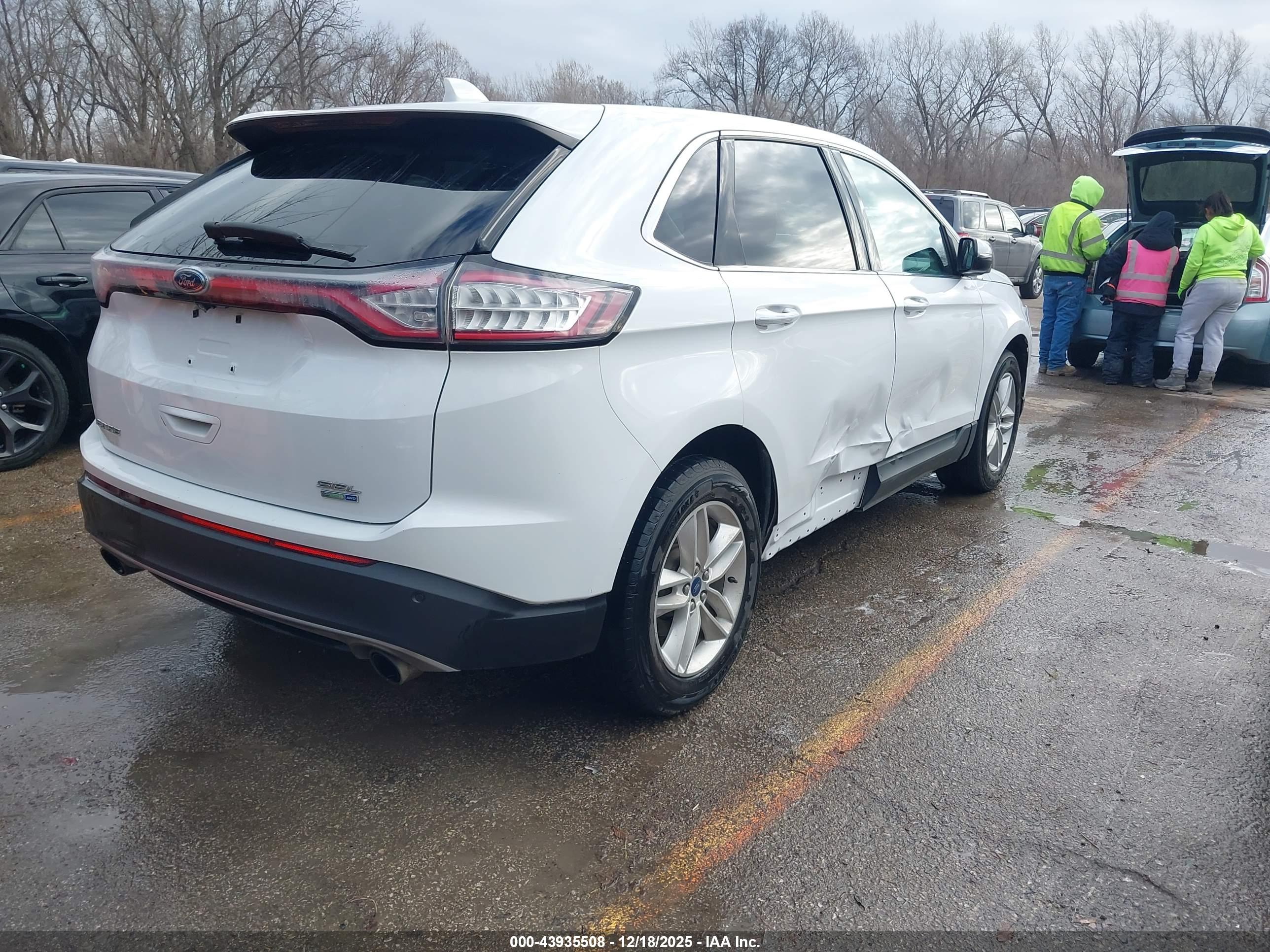 FORD EDGE image 4