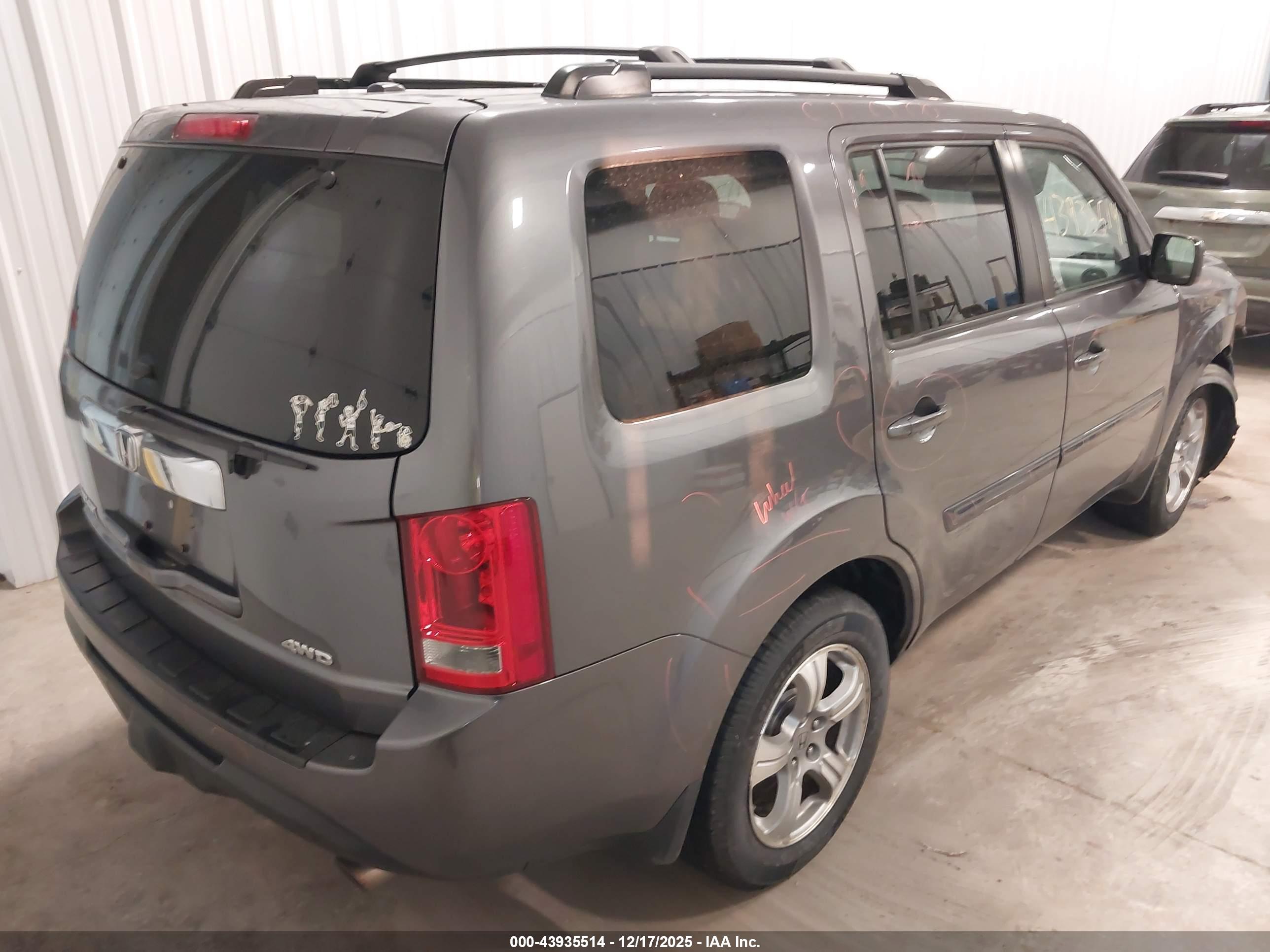 HONDA PILOT image 4