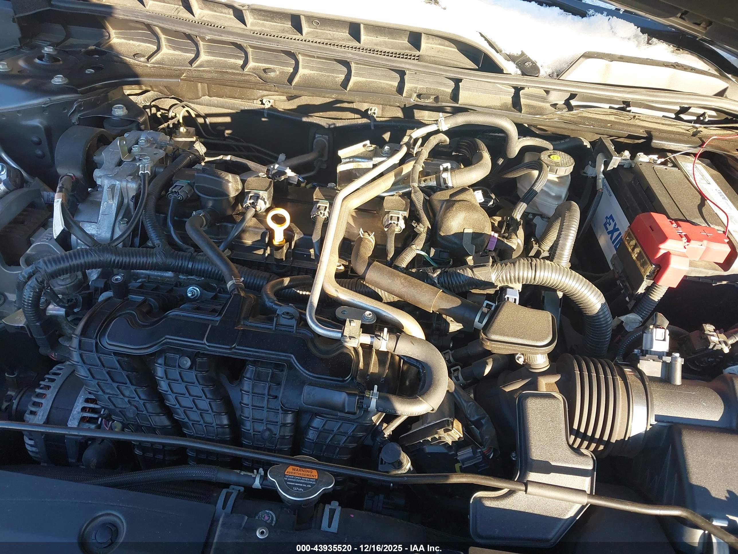 NISSAN ALTIMA image 10