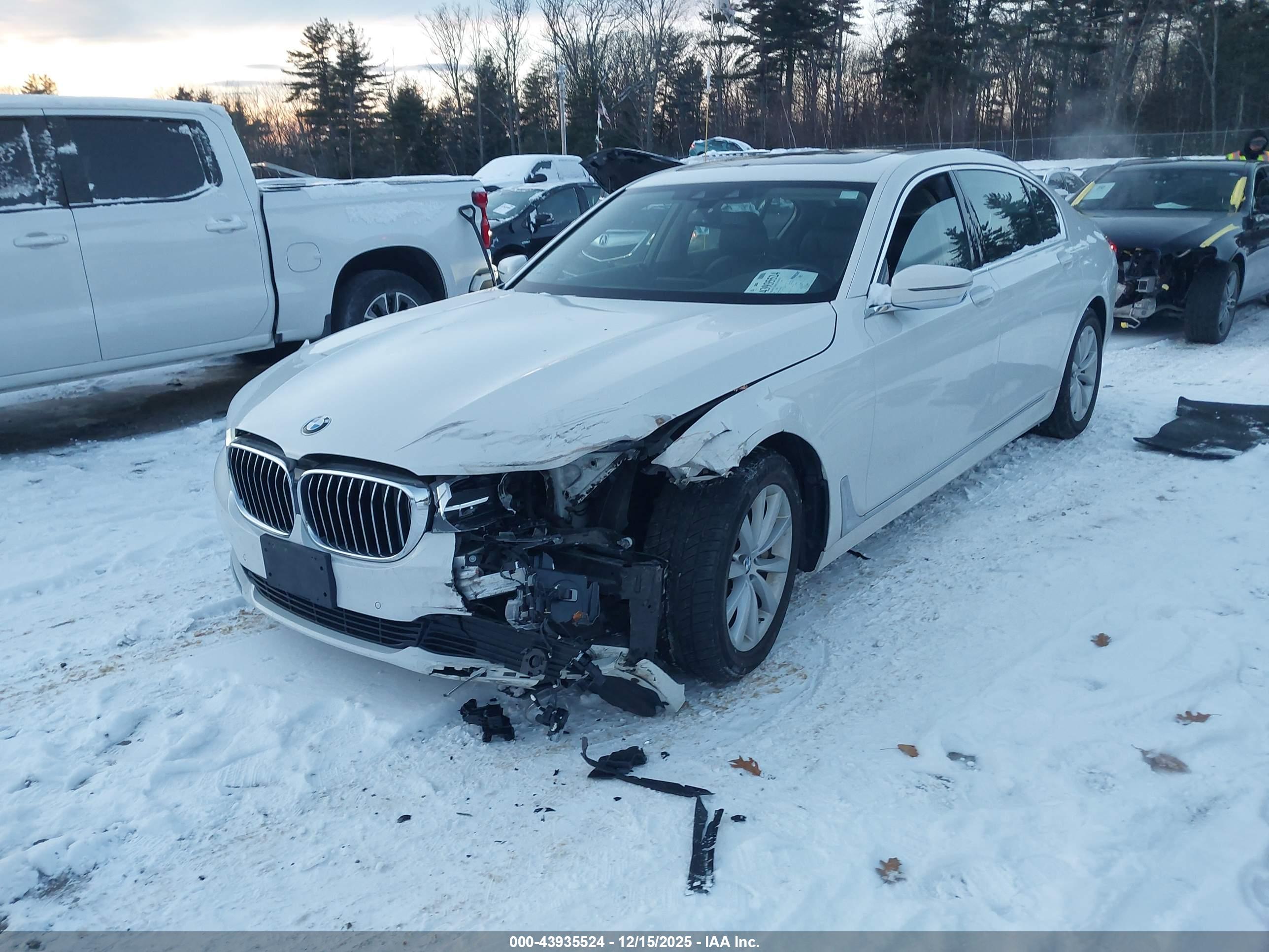 BMW 740I image 2