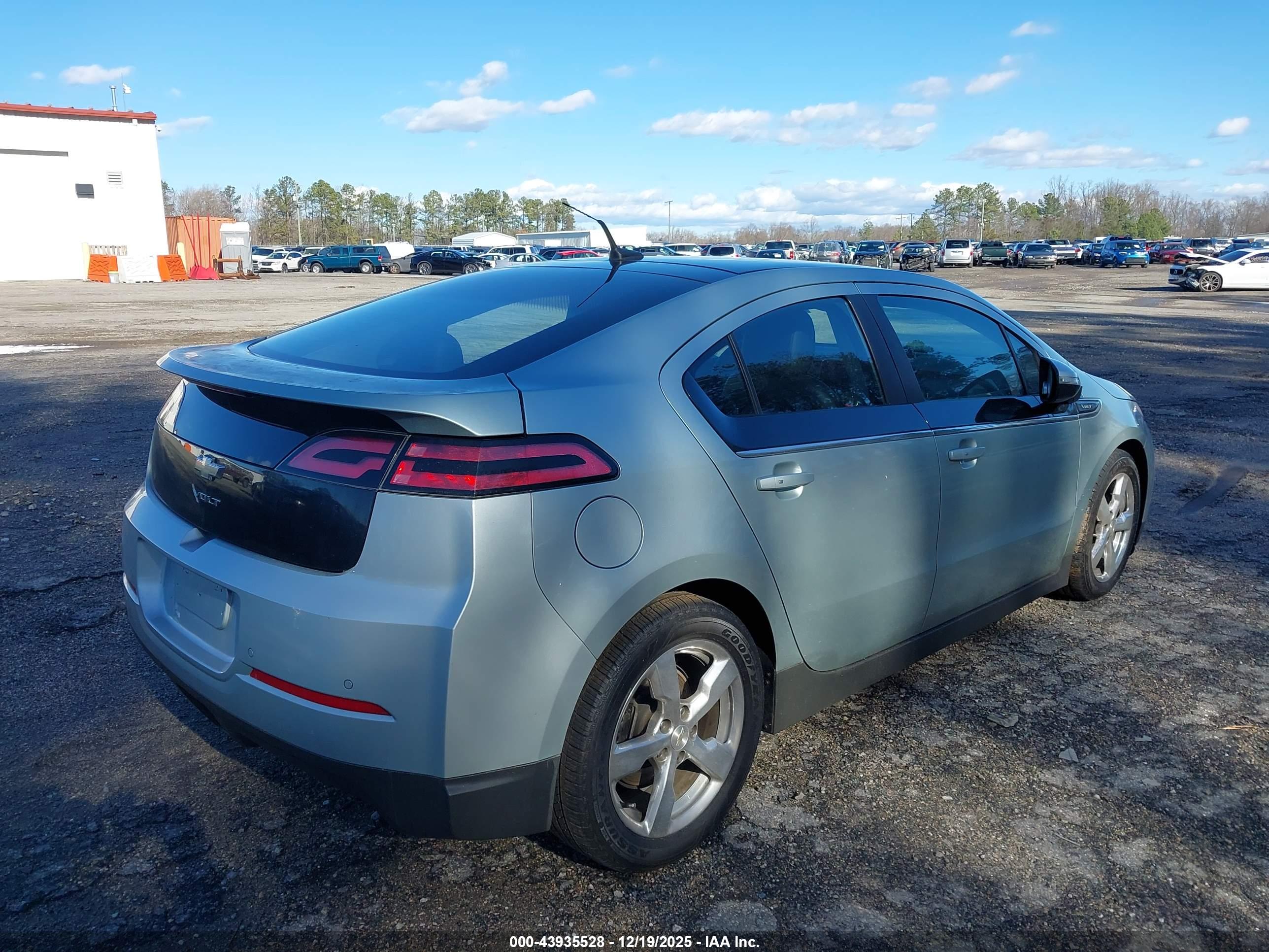 CHEVROLET VOLT image 4