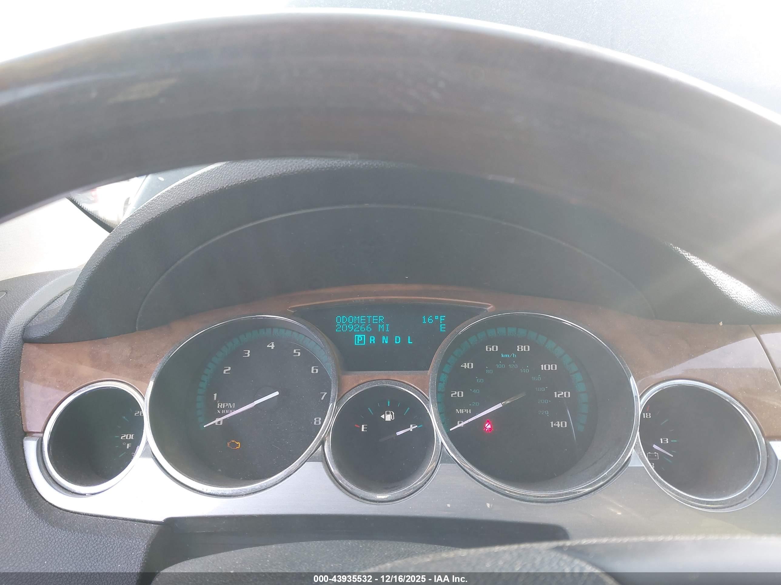 BUICK ENCLAVE image 7