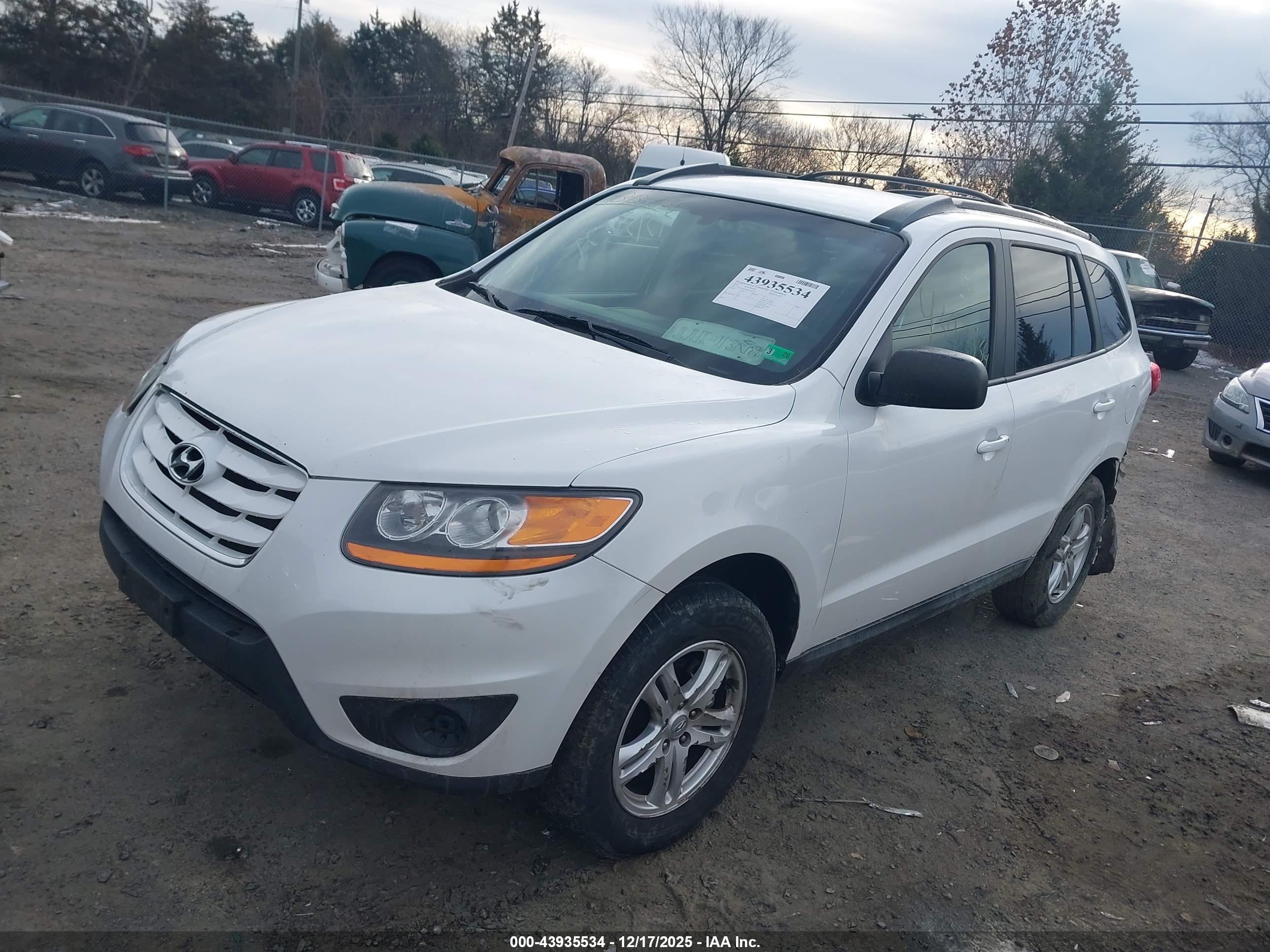 HYUNDAI SANTA image 2